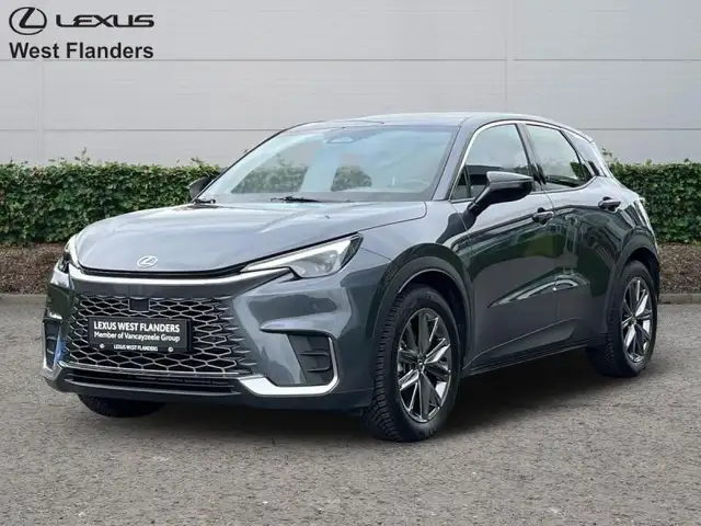 Lexus LBX Relax+dab+cam+sens V+A