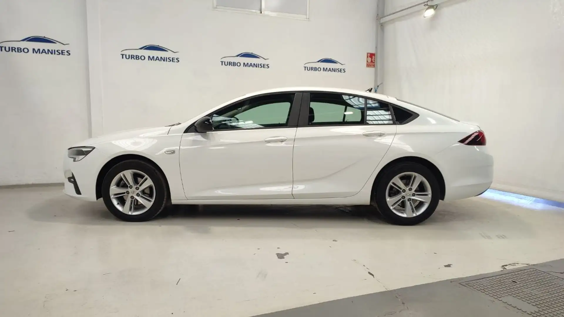 Opel Insignia ST 1.5D DVH S&S Edition 122 Blanco - 2