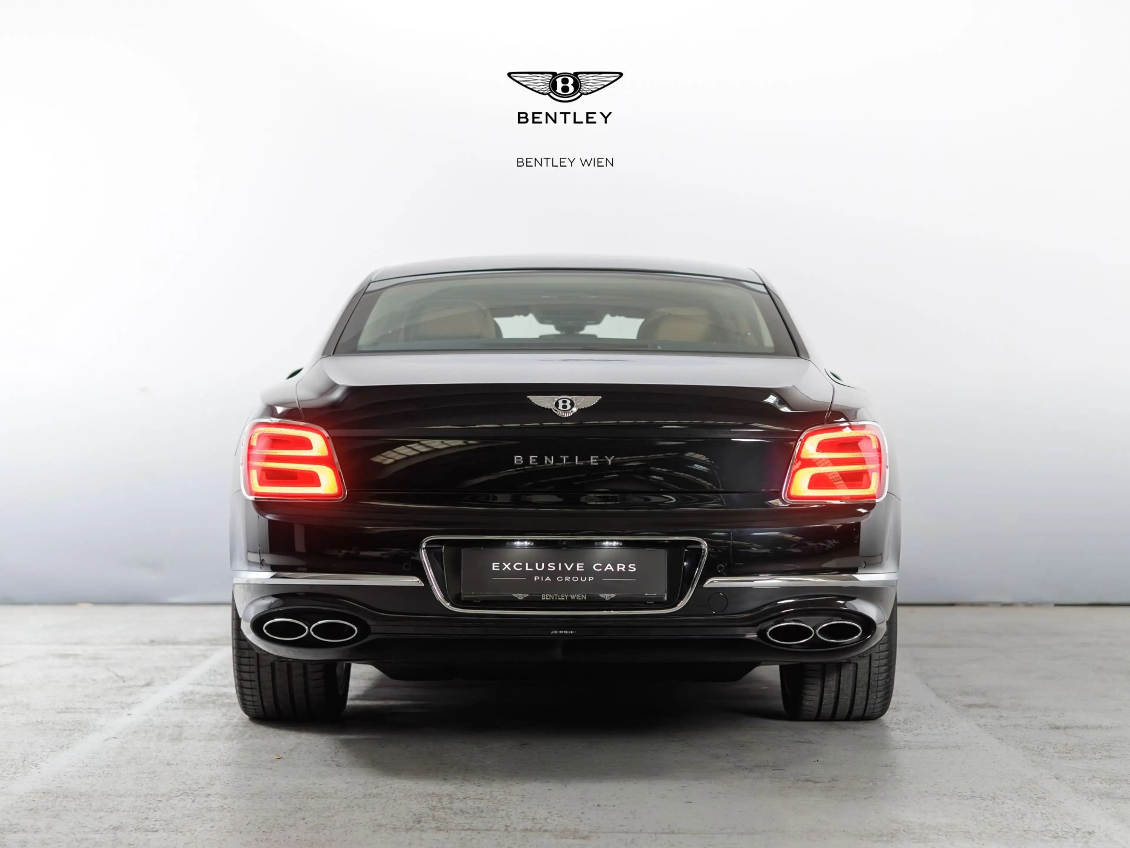 Bentley Flying Spur Hybrid V6 — photo 6