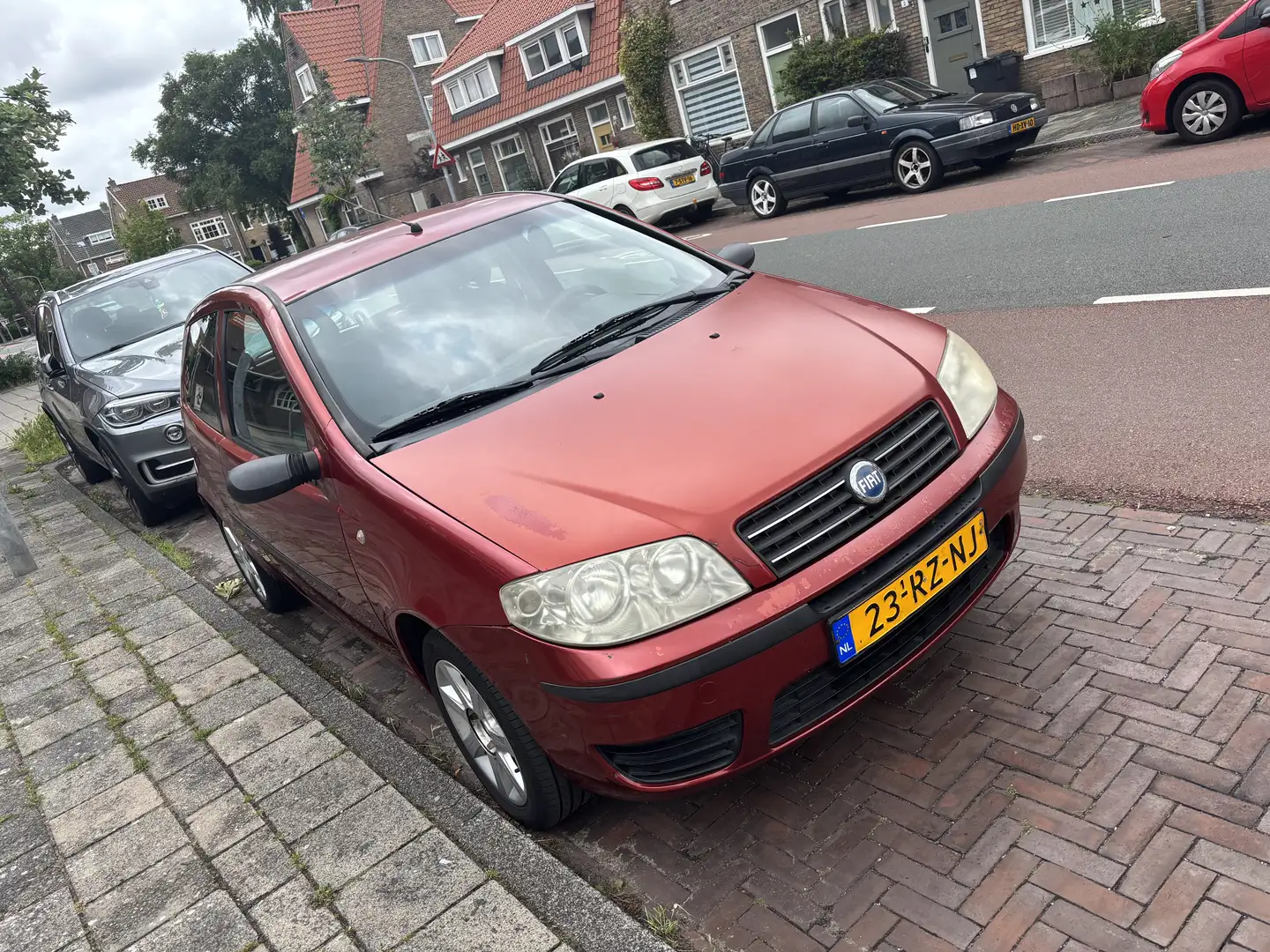 Fiat Punto 1.2 Dynamic Rood - 2
