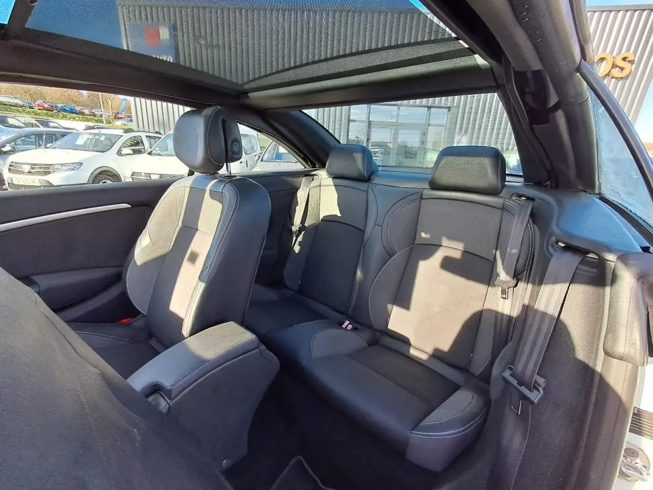 Renault Megane Coupé — photo 8