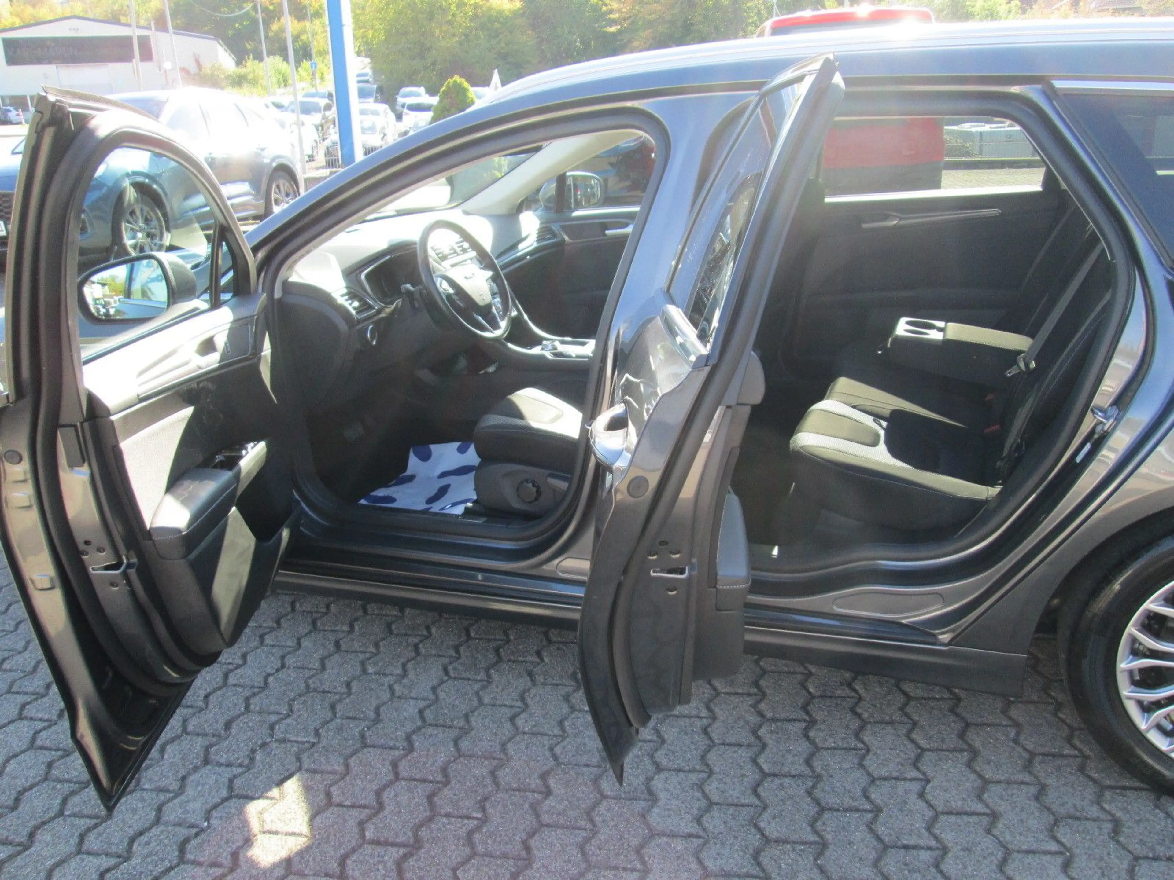 Ford Mondeo Turnier Titanium AHK — photo 6