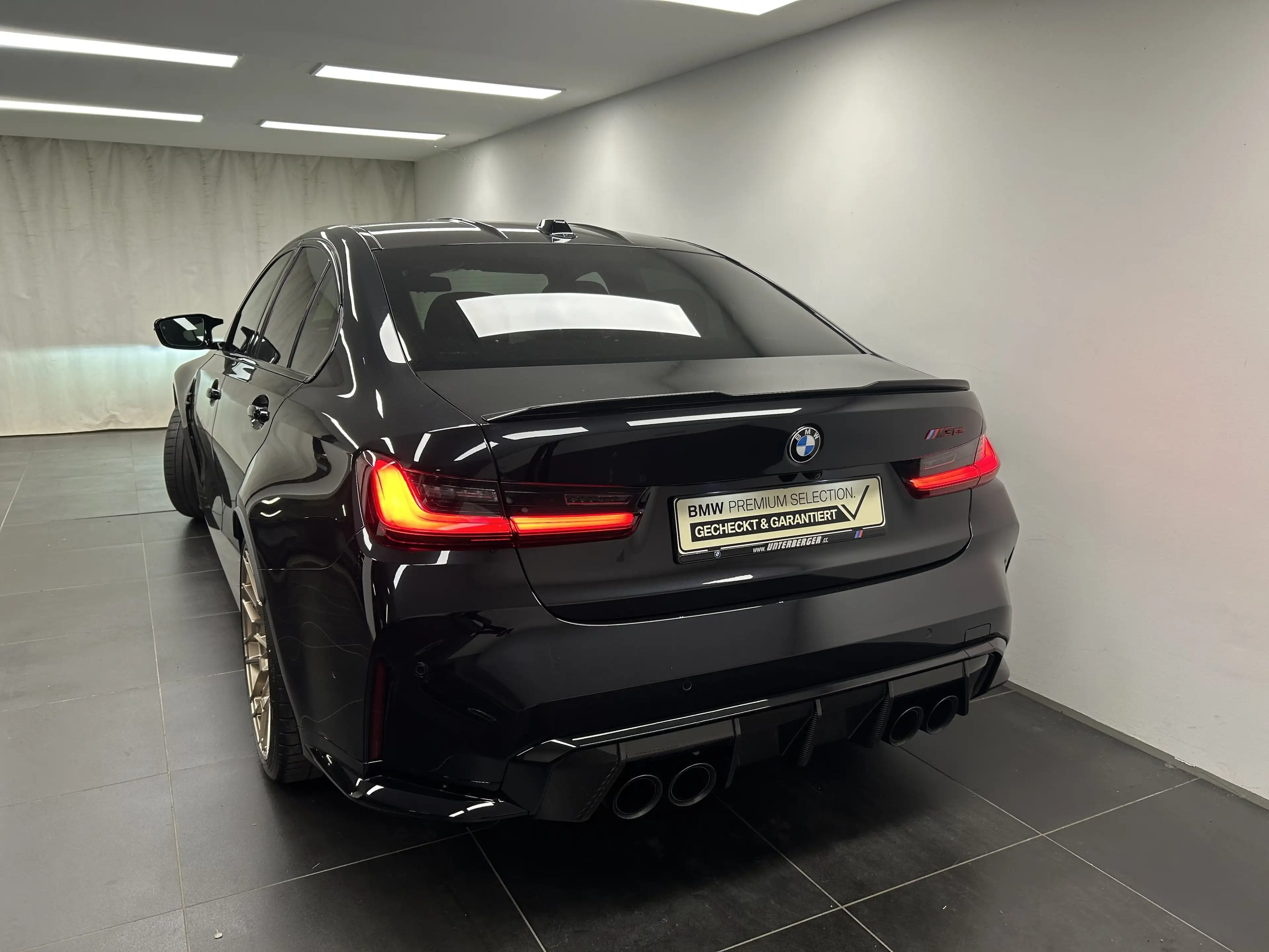 BMW M3 CS Limousine — photo 12