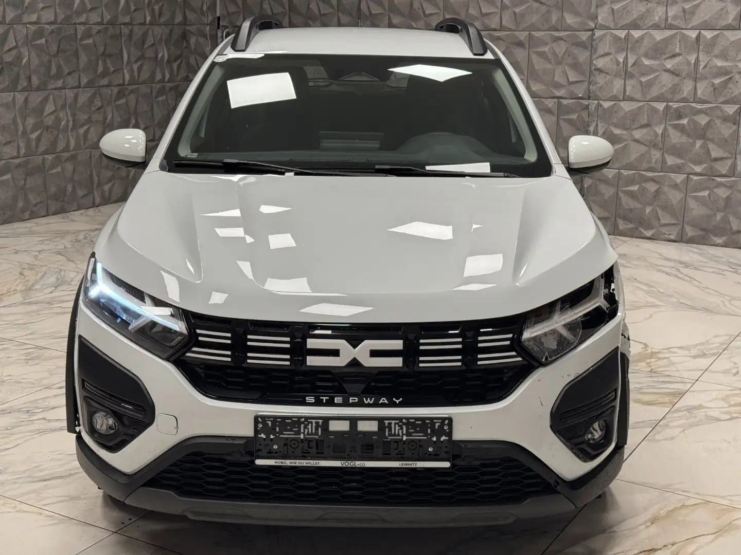 Dacia Sandero III Stepway Expression Weiß - 2