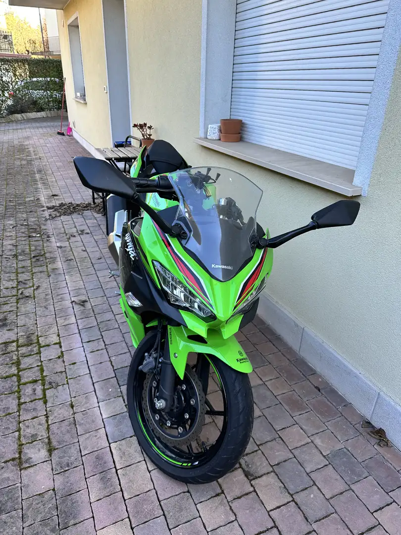 Kawasaki Ninja 400 - 2