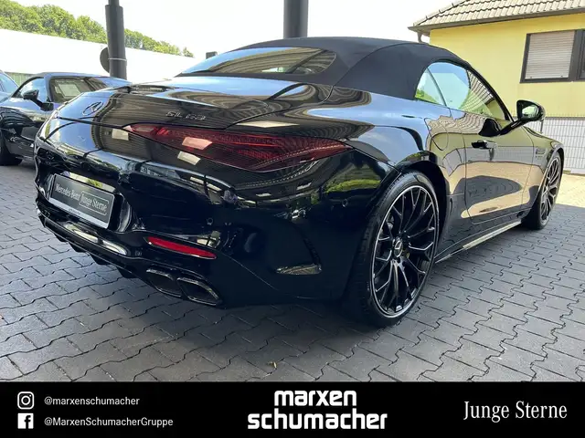 Mercedes-Benz SL 63 Amg view 4