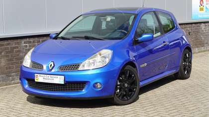 Renault Clio 2.0-16V RS | Panorama | Cruise & Climate control |