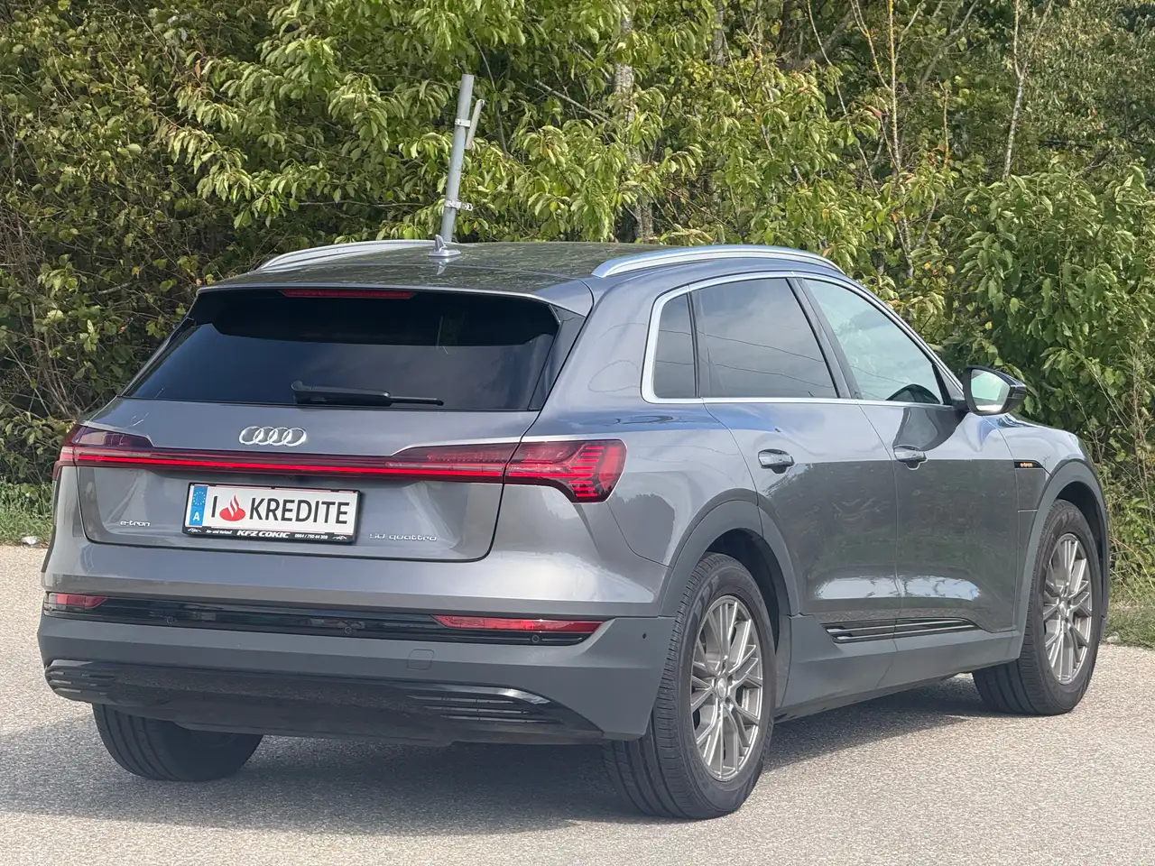 Audi e-tron 50 quattro basis – Bild 5