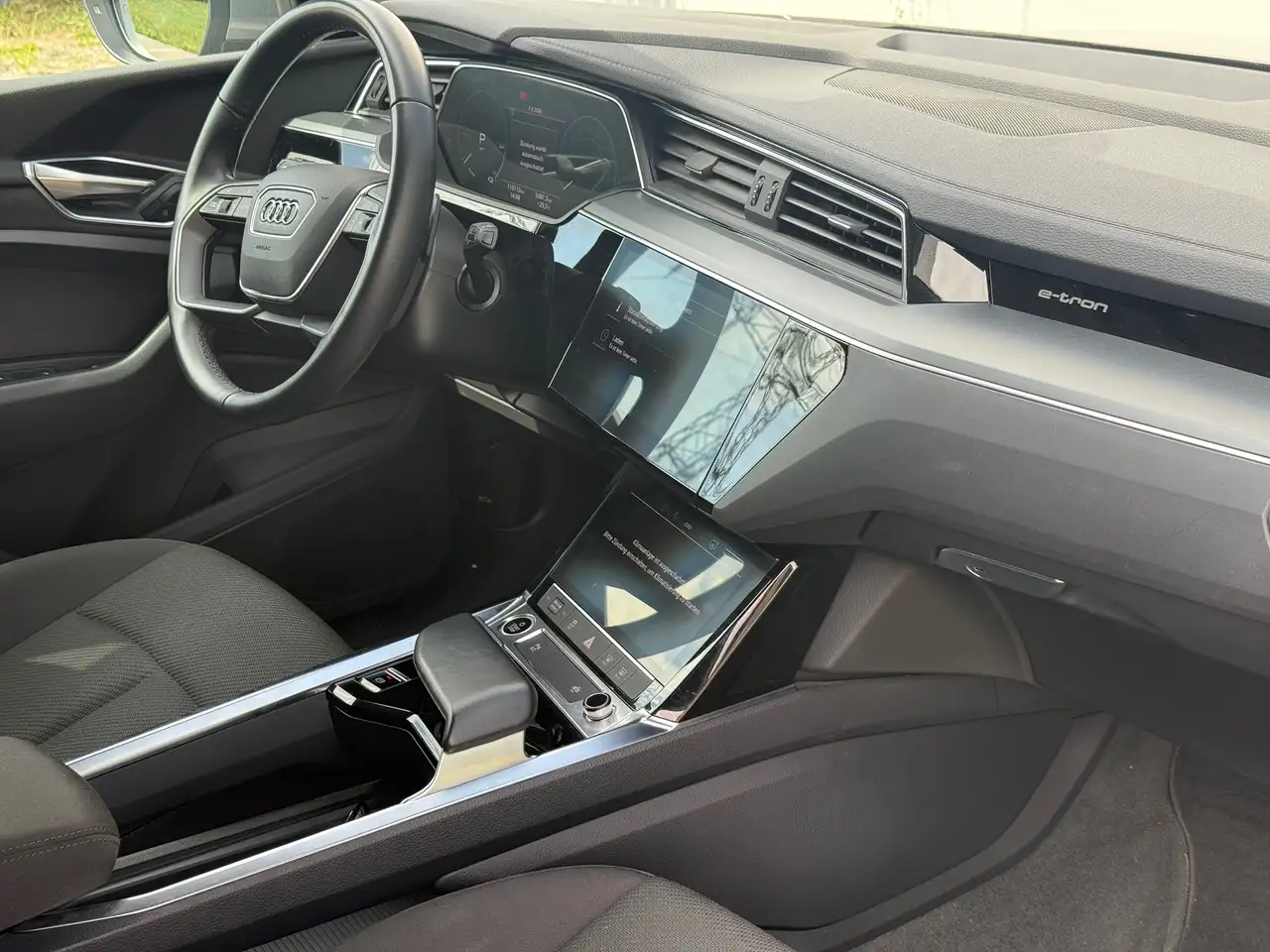 Audi e-tron 50 quattro basis – Bild 14