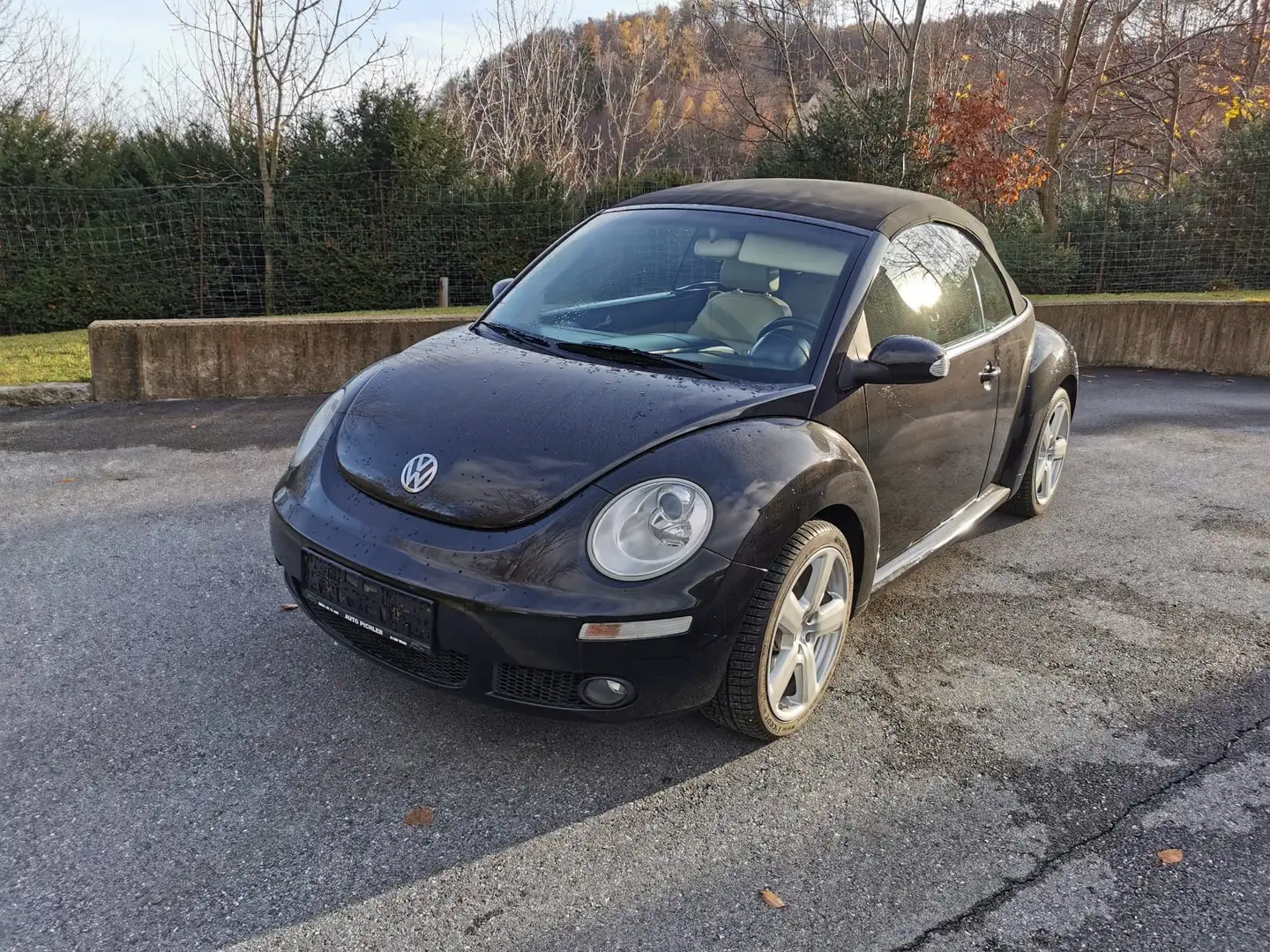 Volkswagen Beetle Schwarz - 1