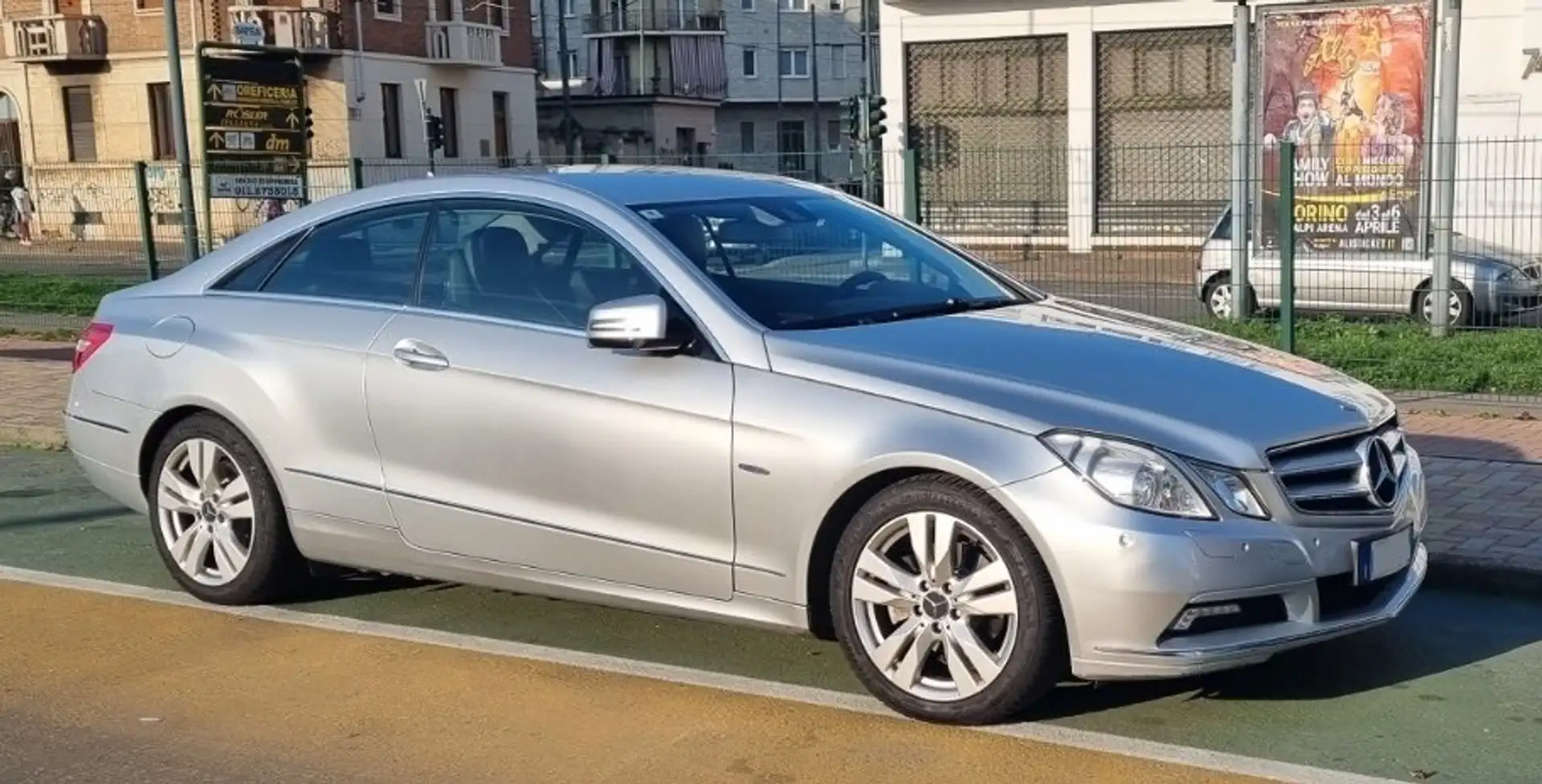Mercedes-Benz E 250 Classe E - C207 Coupe  Avantgarde - 1