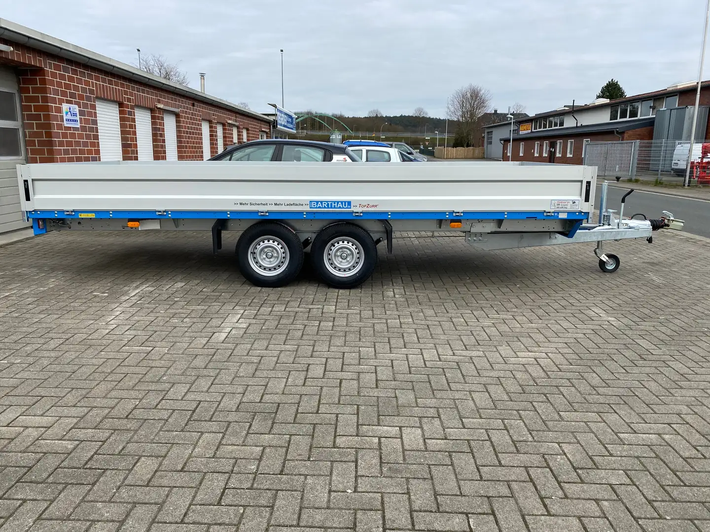 Barthau SP 3502 5120x2120x400 mm / 100 km/h SOFORT - 1