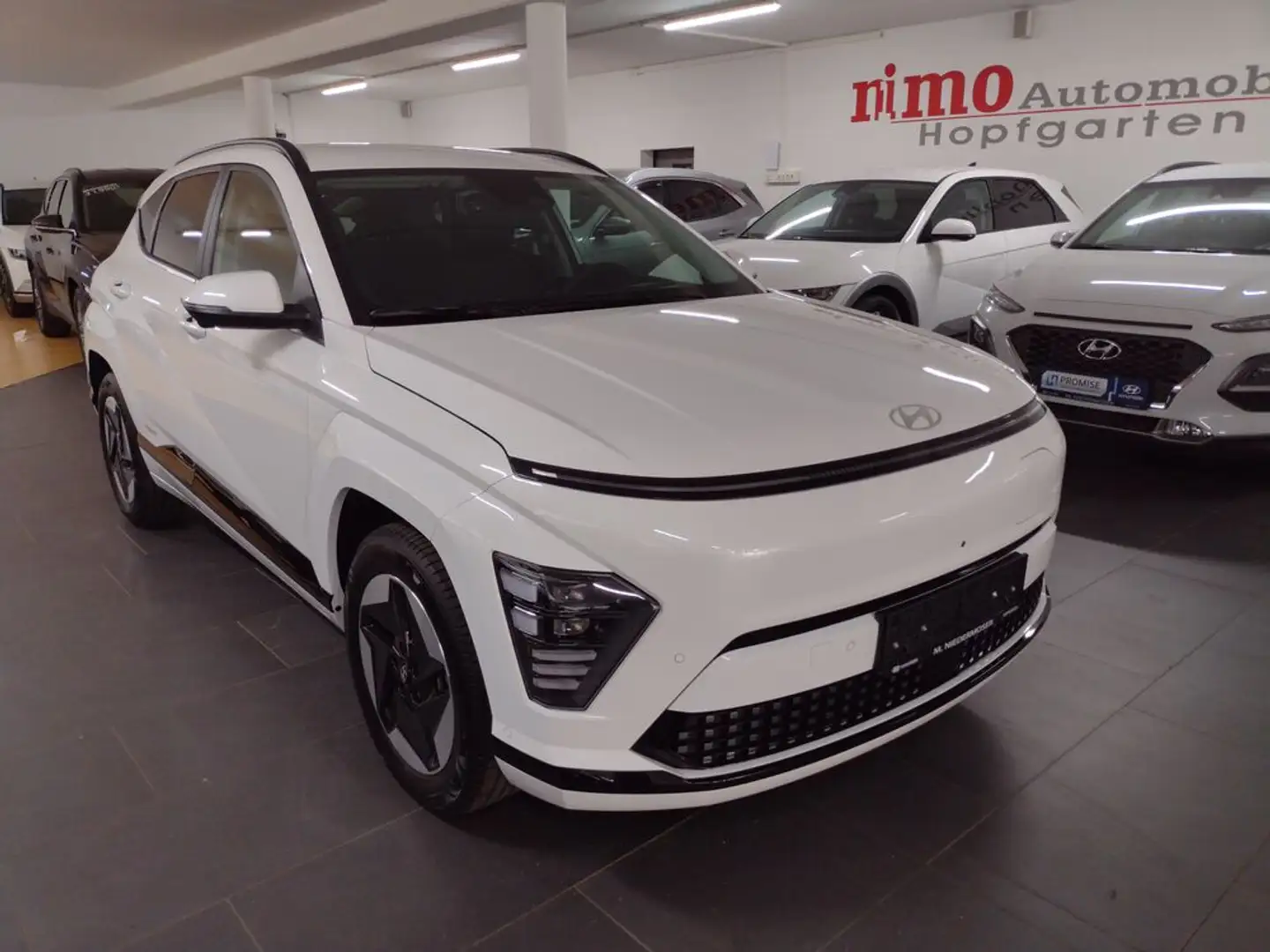 Hyundai KONA Prestige Line 65,4 kWh Elektro 2WD Weiß - 1