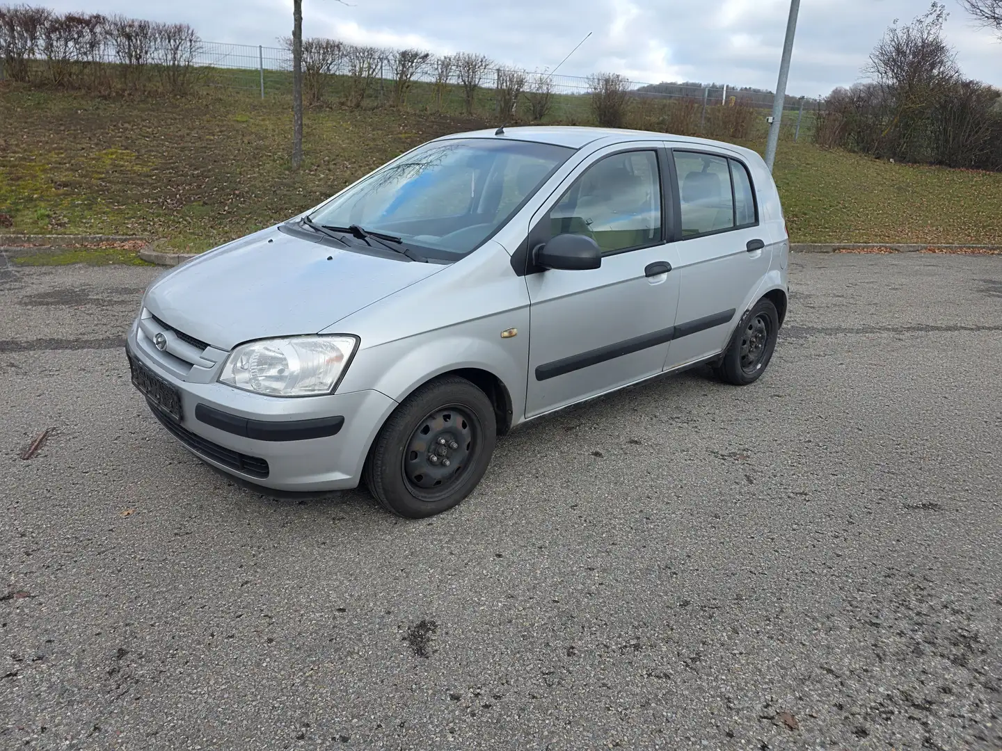 Hyundai Getz 1.1 Basis Klimaanlage (ohne TÜV) Šedá - 2
