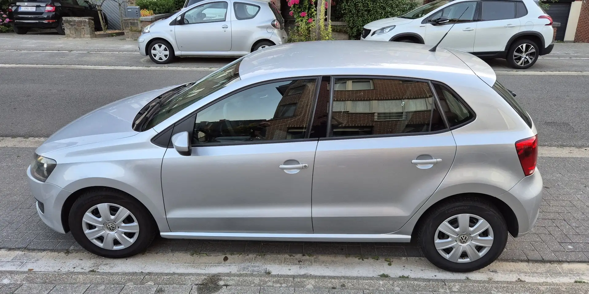Volkswagen Polo 1.2i Trendline, Écran tactile carplay Zilver - 2