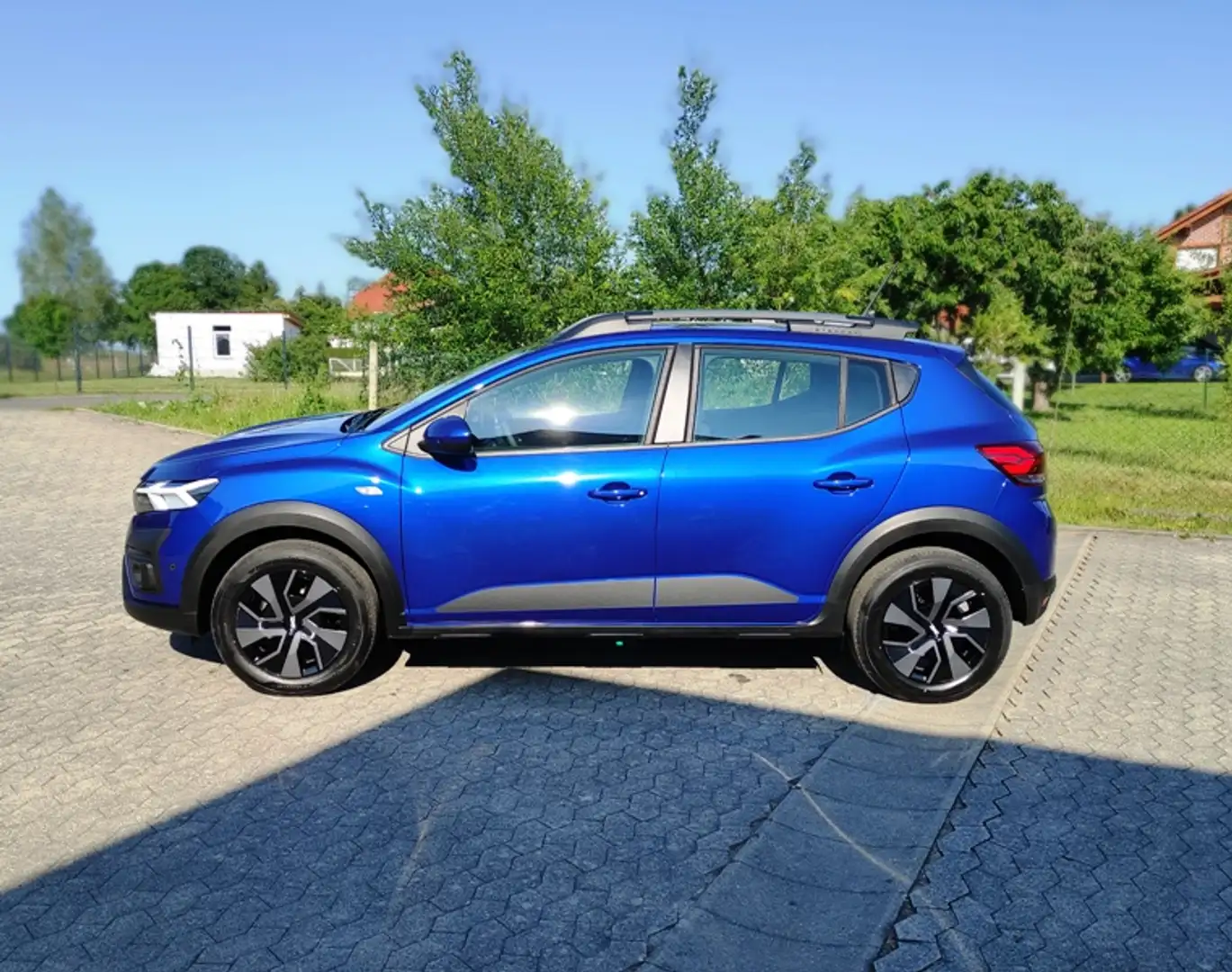 Dacia Sandero Stepway ECO-G 100 Expression Blue - 1