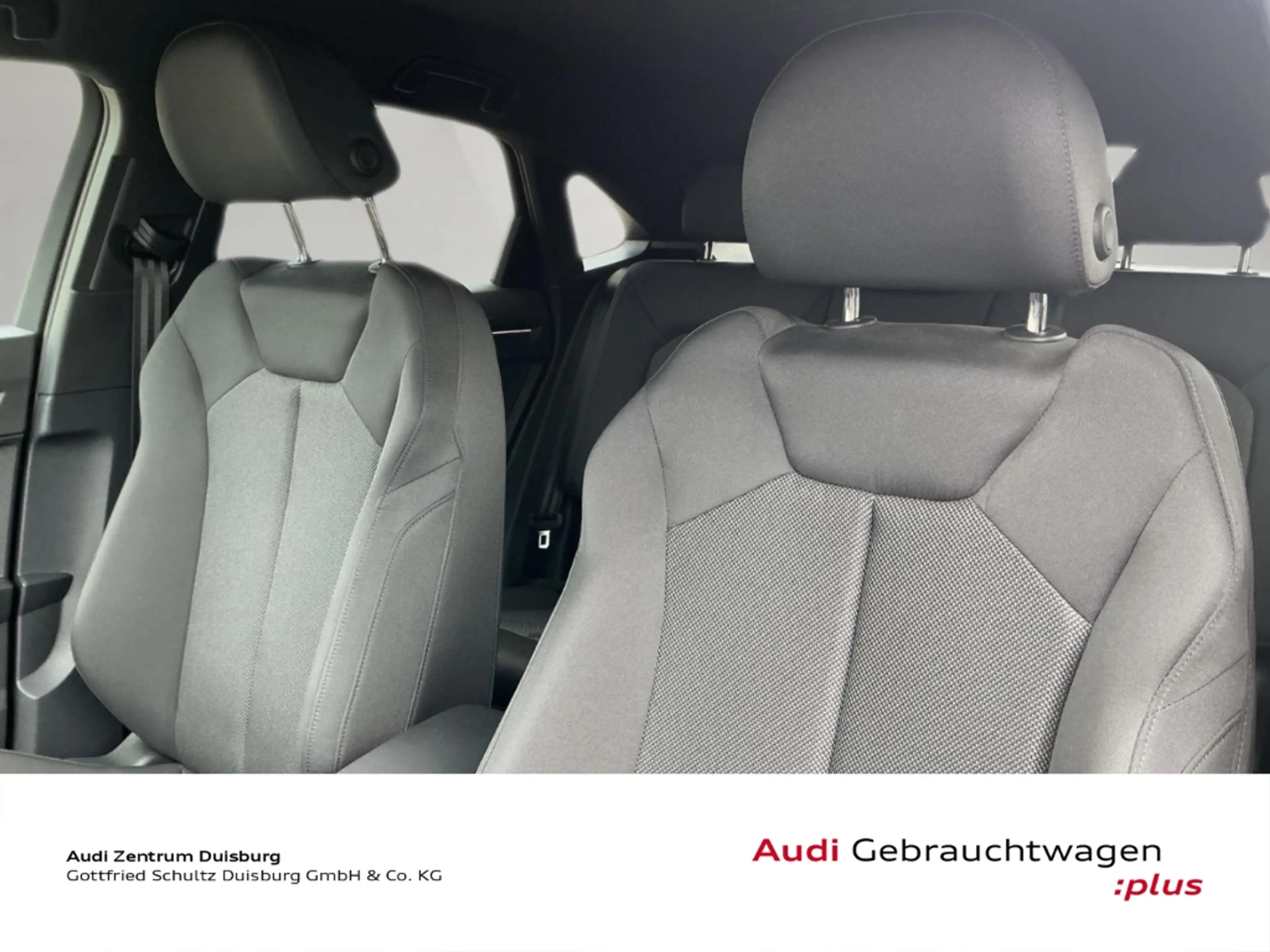 Audi Q3 Sportback 45 TFSI e — photo 8