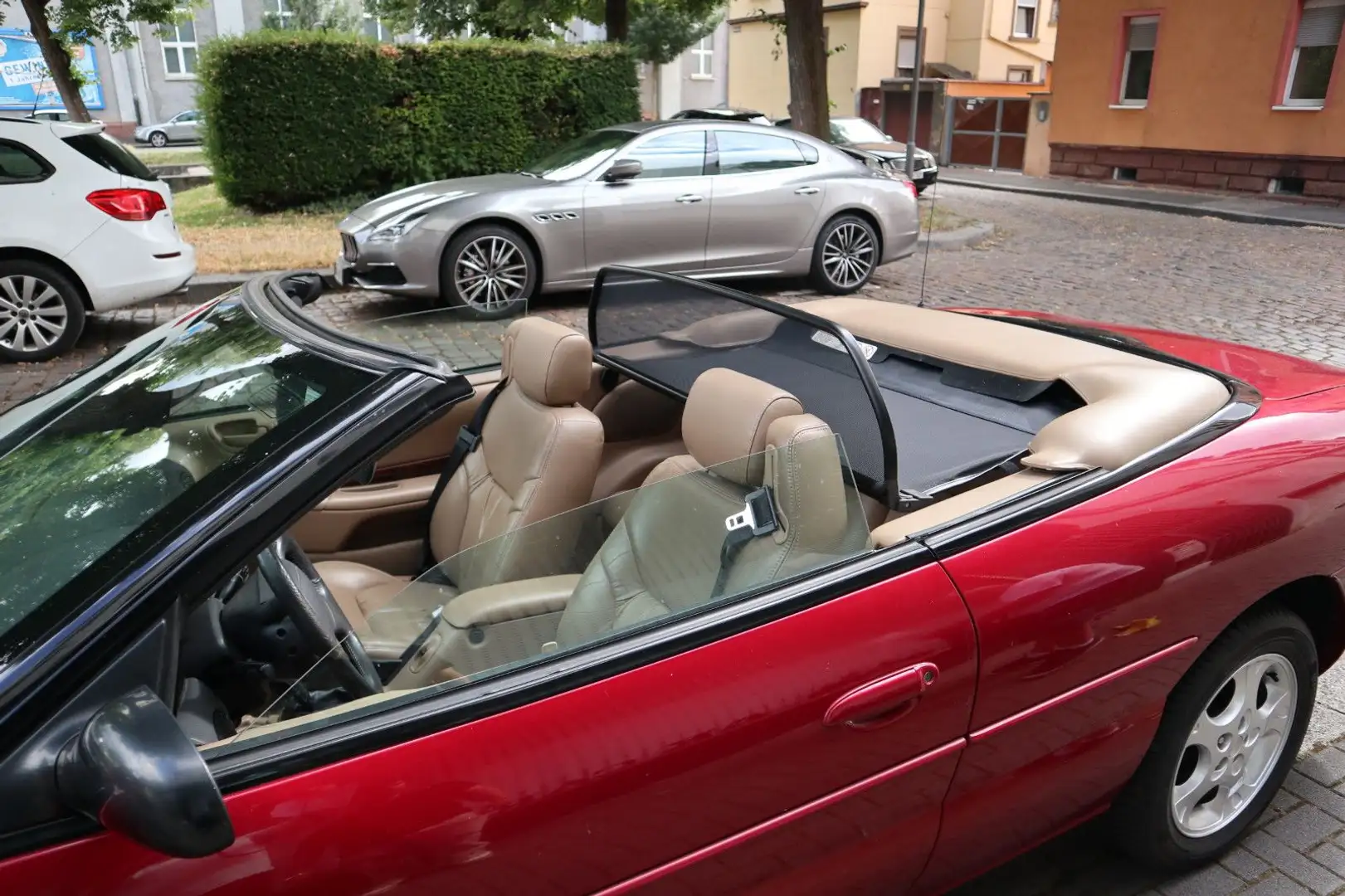 Chrysler Stratus 2.5 LX Cabrio 1.Hand Wenig Km! Klima TUV Mauve - 2