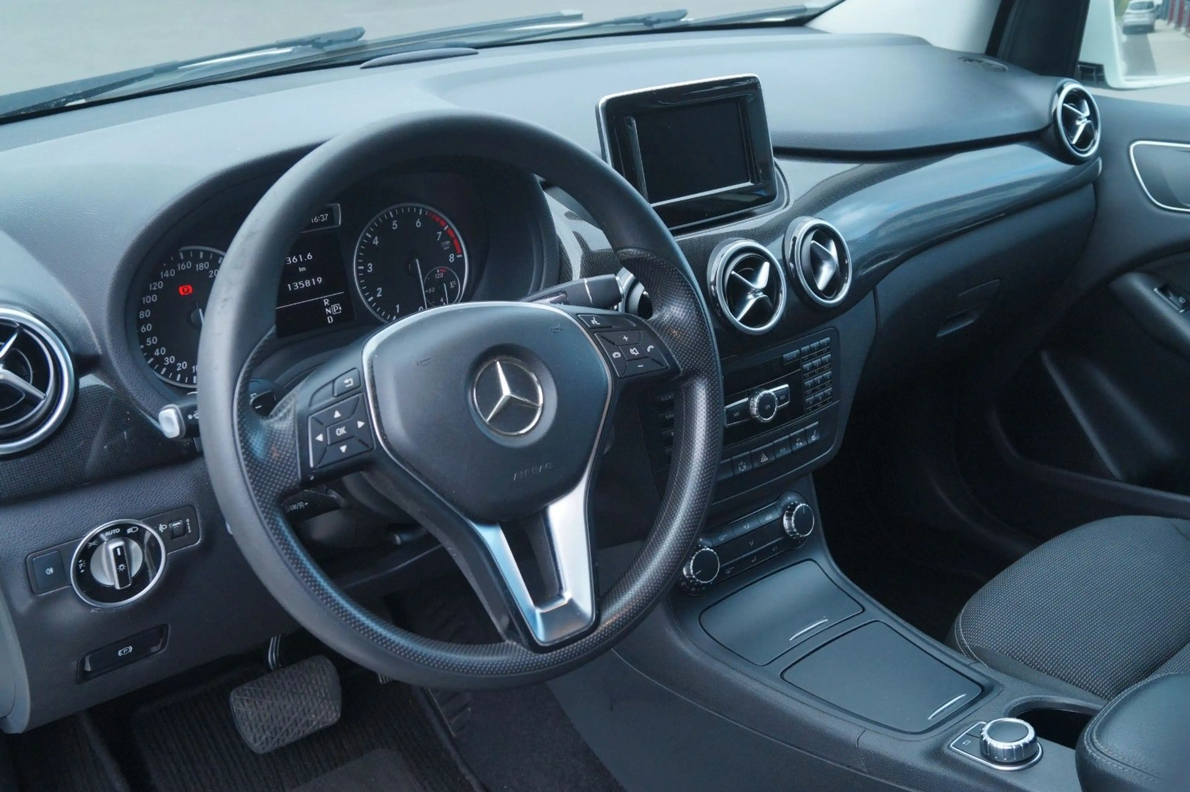 Mercedes-Benz B 180 Automatik *TÜV&Inspek. neu + Garantie — photo 9