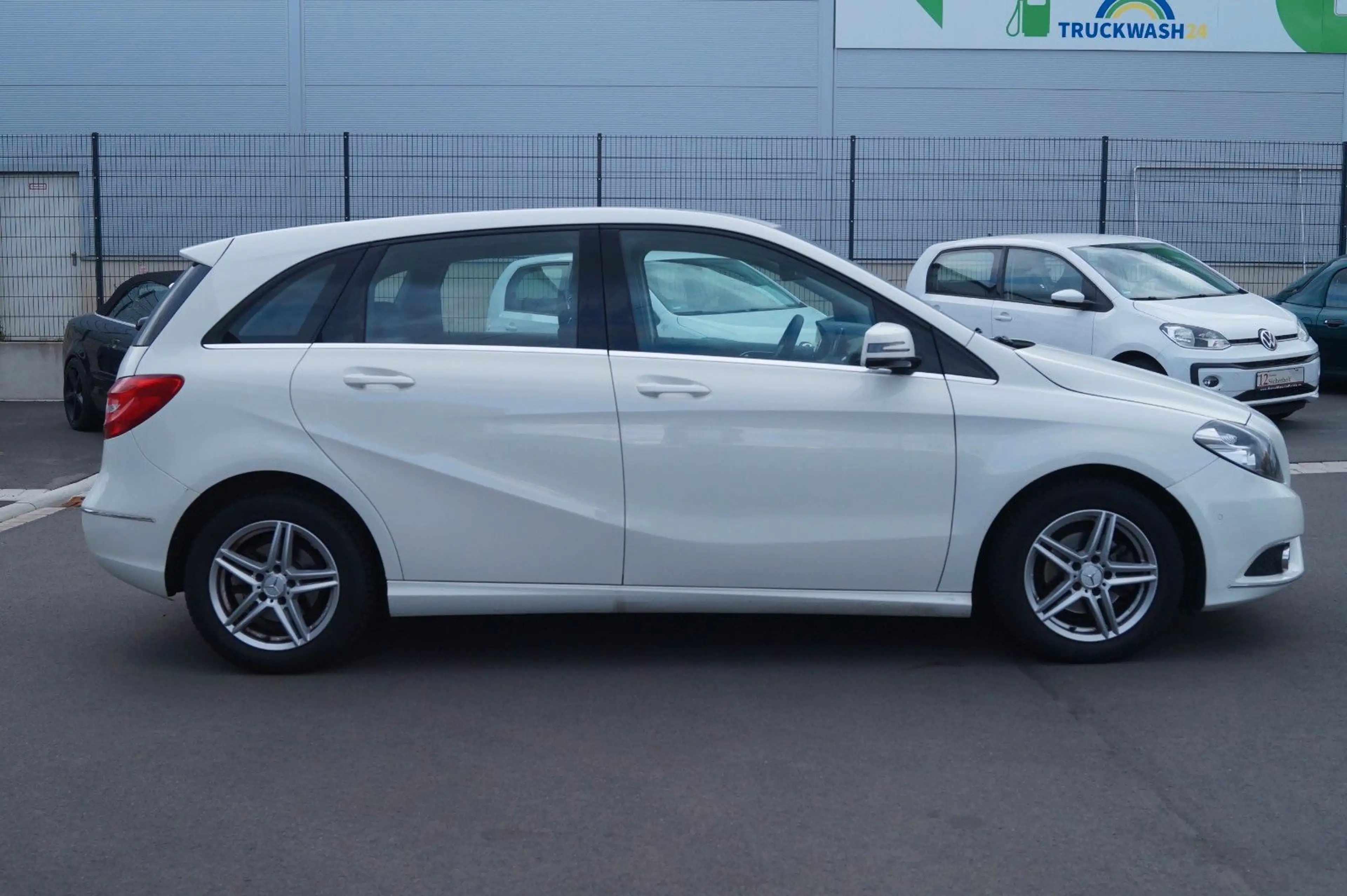 Mercedes-Benz B 180 Automatik *TÜV&Inspek. neu + Garantie — photo 7