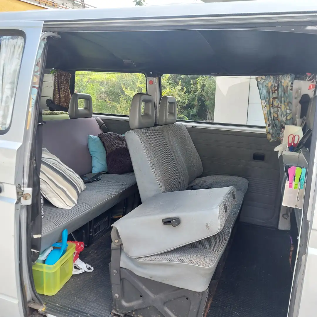 Volkswagen T3 Kombi Kombi CL TD Silber - 2