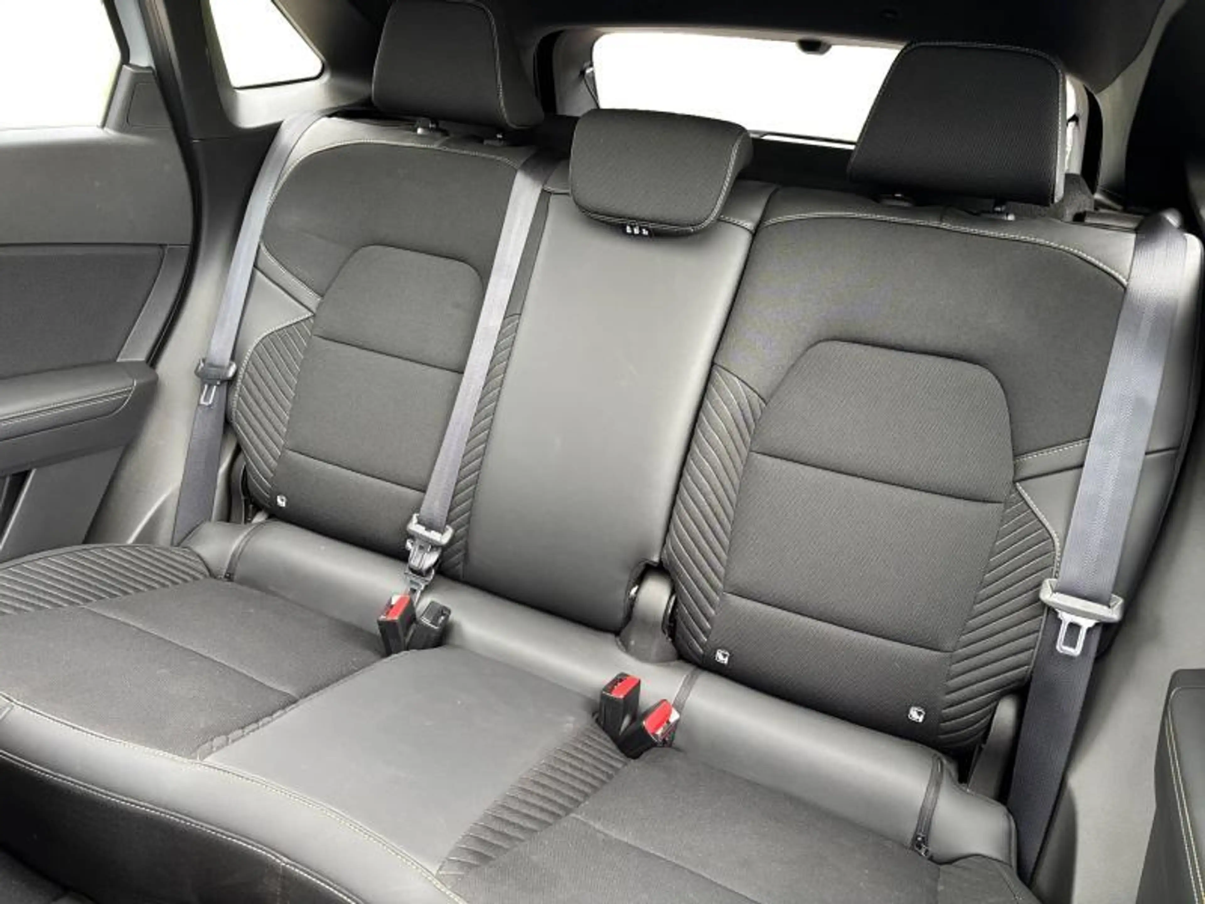 Renault Symbioz 1.6i Iconic Hybrid 145 Hp — photo 13