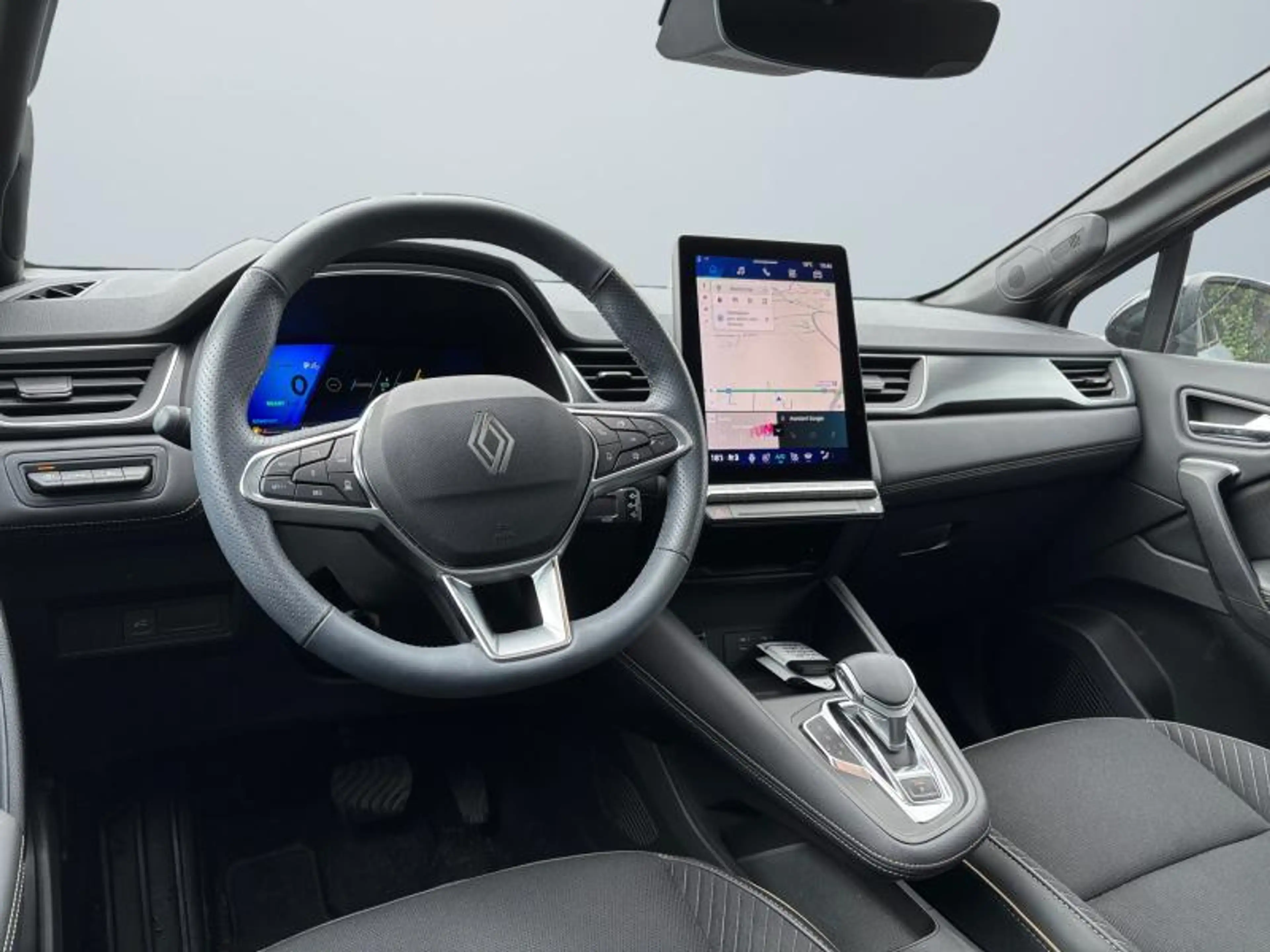Renault Symbioz 1.6i Iconic Hybrid 145 Hp — photo 15