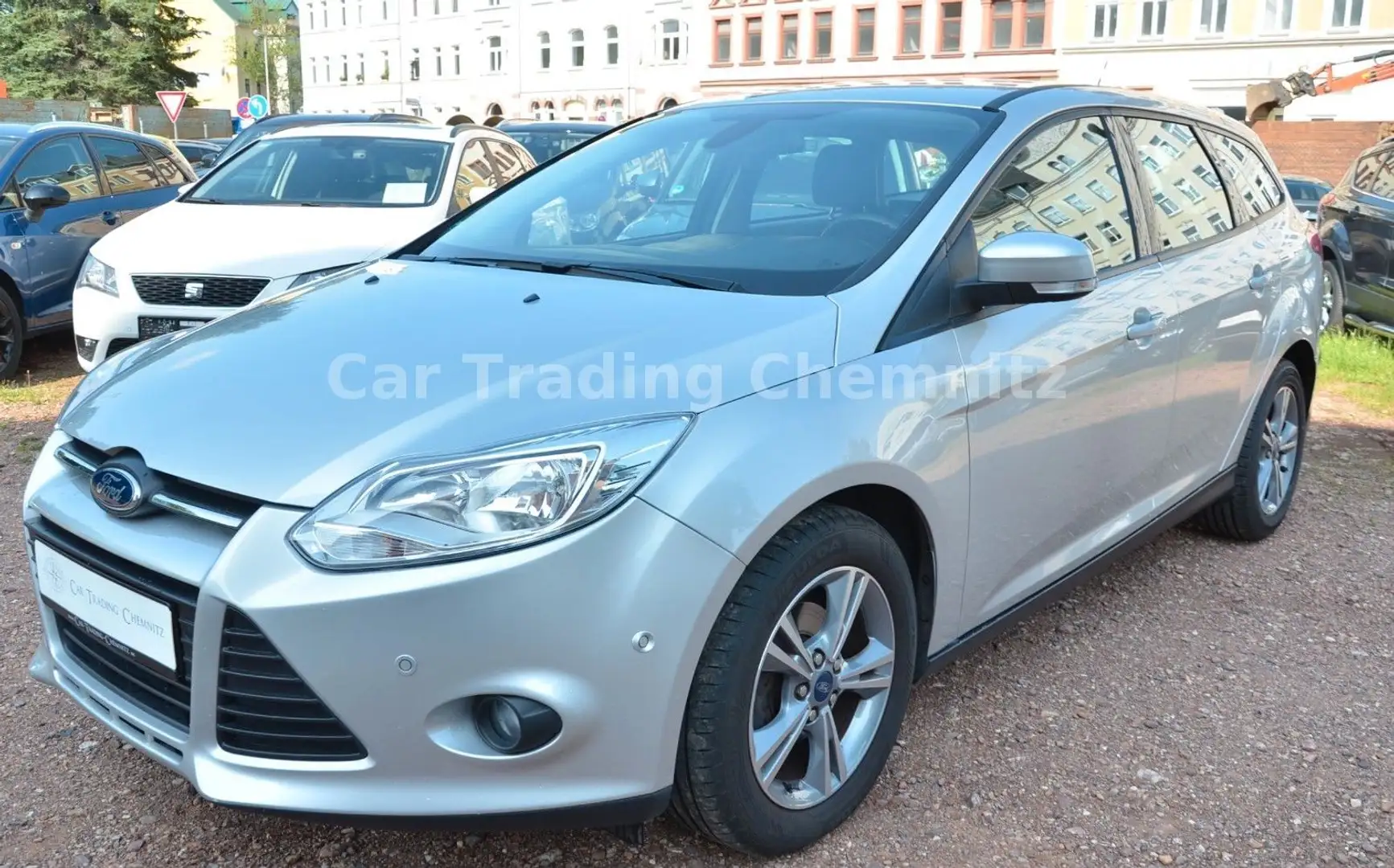 Ford Focus Sync Edition Klima Sitzheizung 1. Hand Top Silber - 1