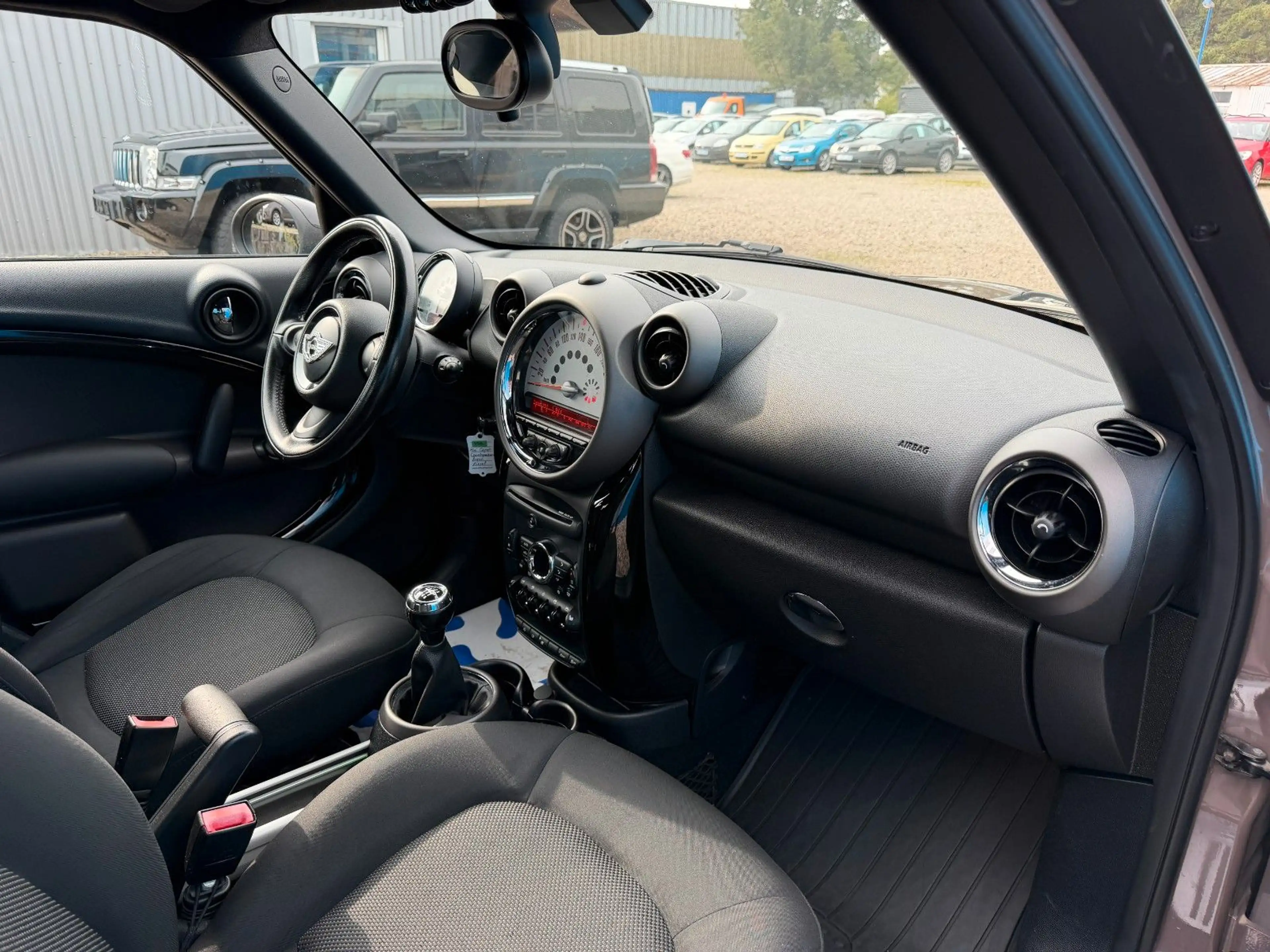 MINI Cooper D COOPER D Countryman**PDC*Sitzheizung** — photo 10