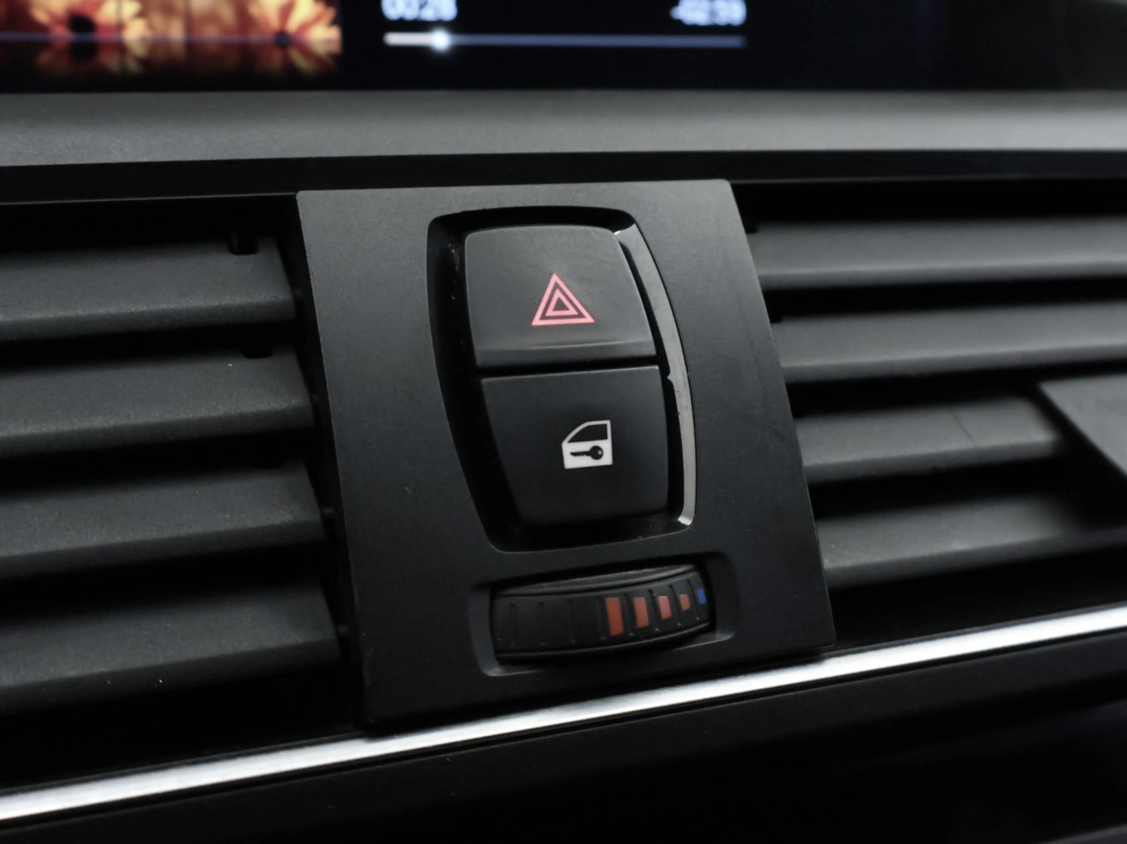 BMW 135 1-serie M135i xDrive Sport (GROOT NAVI,PDC,MATRIX, — photo 25