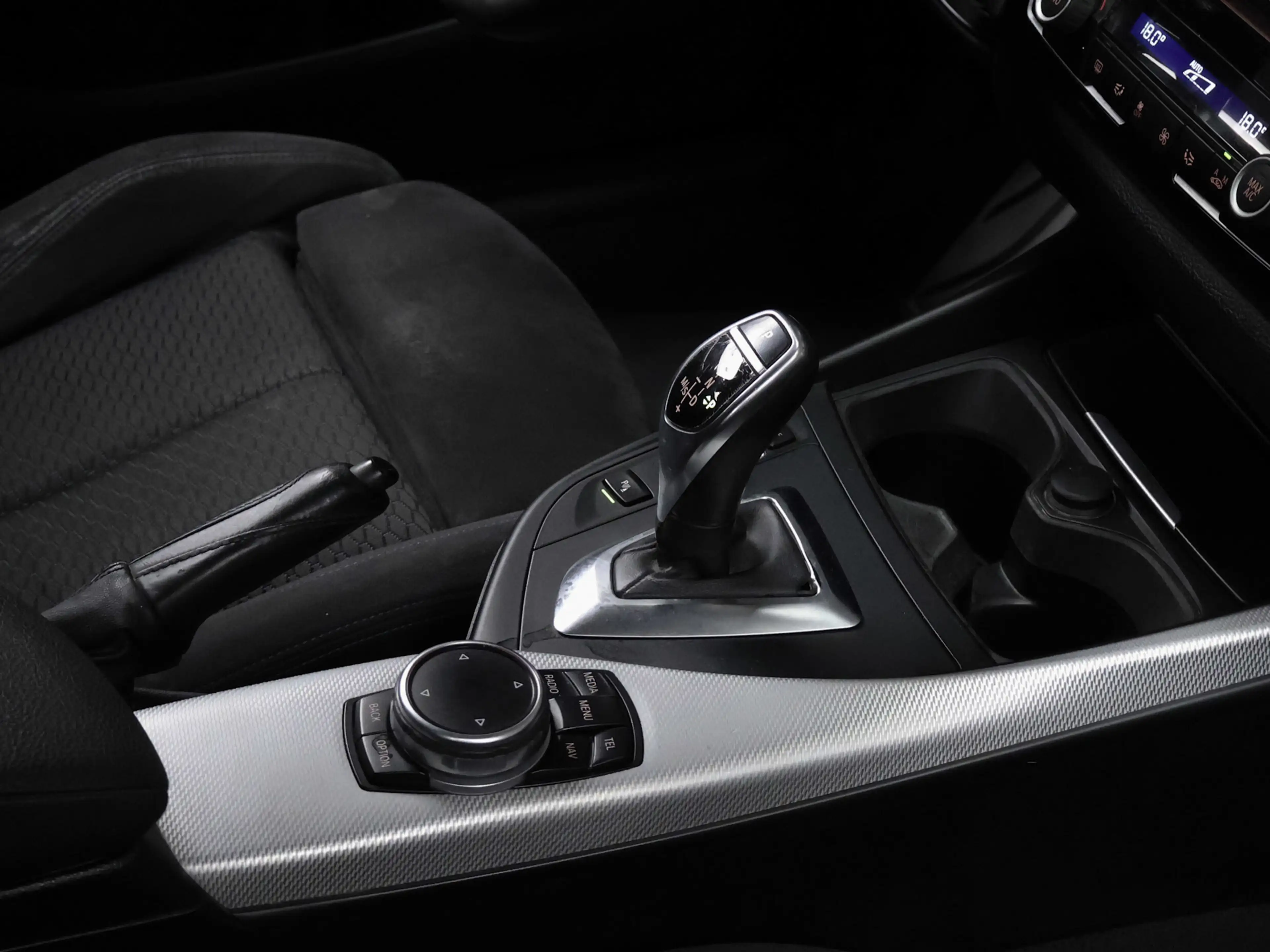 BMW 135 1-serie M135i xDrive Sport (GROOT NAVI,PDC,MATRIX, — photo 29