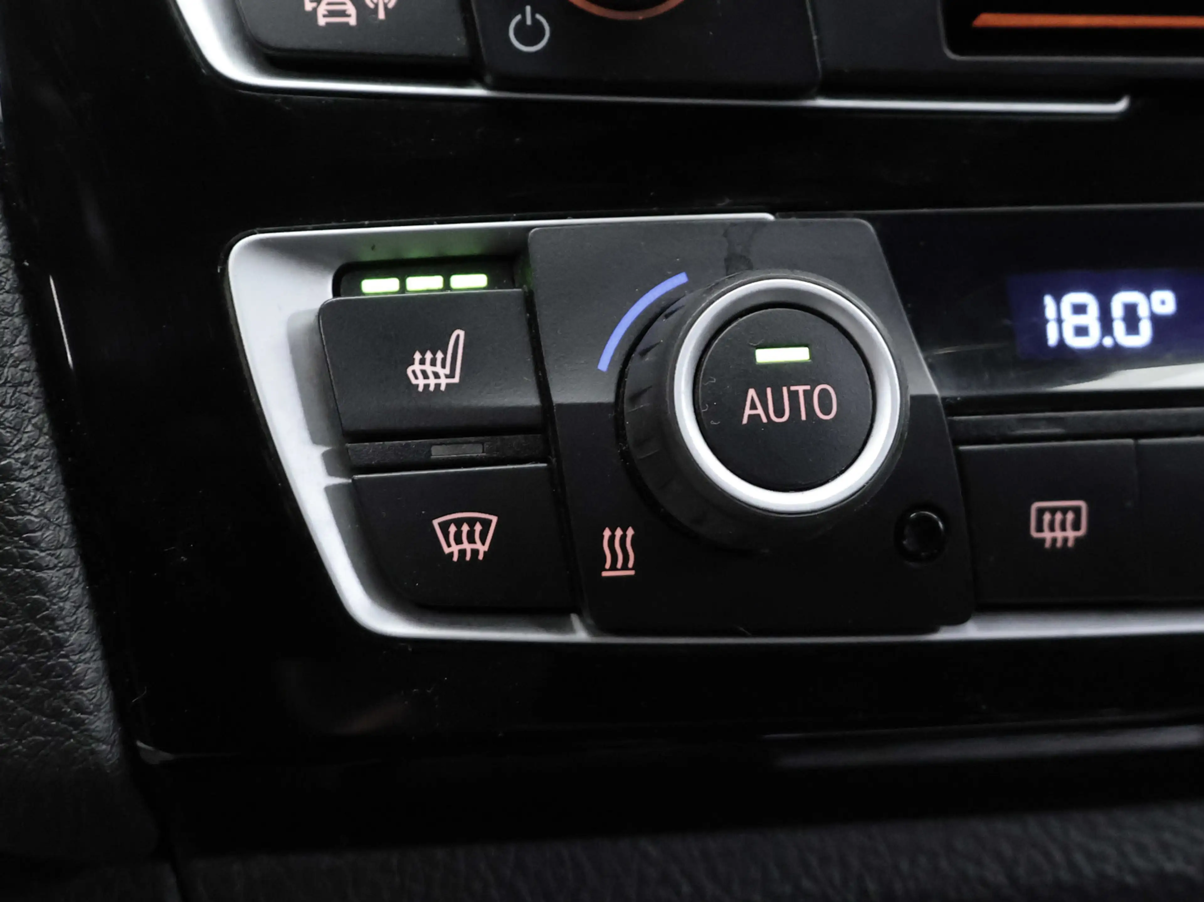 BMW 135 1-serie M135i xDrive Sport (GROOT NAVI,PDC,MATRIX, — photo 27
