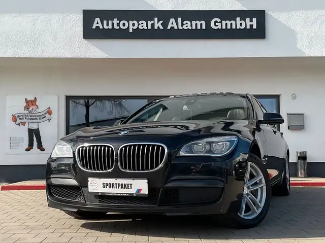 BMW 740 d xDrive M Sport ACC Lane Leder Navi RFK Side