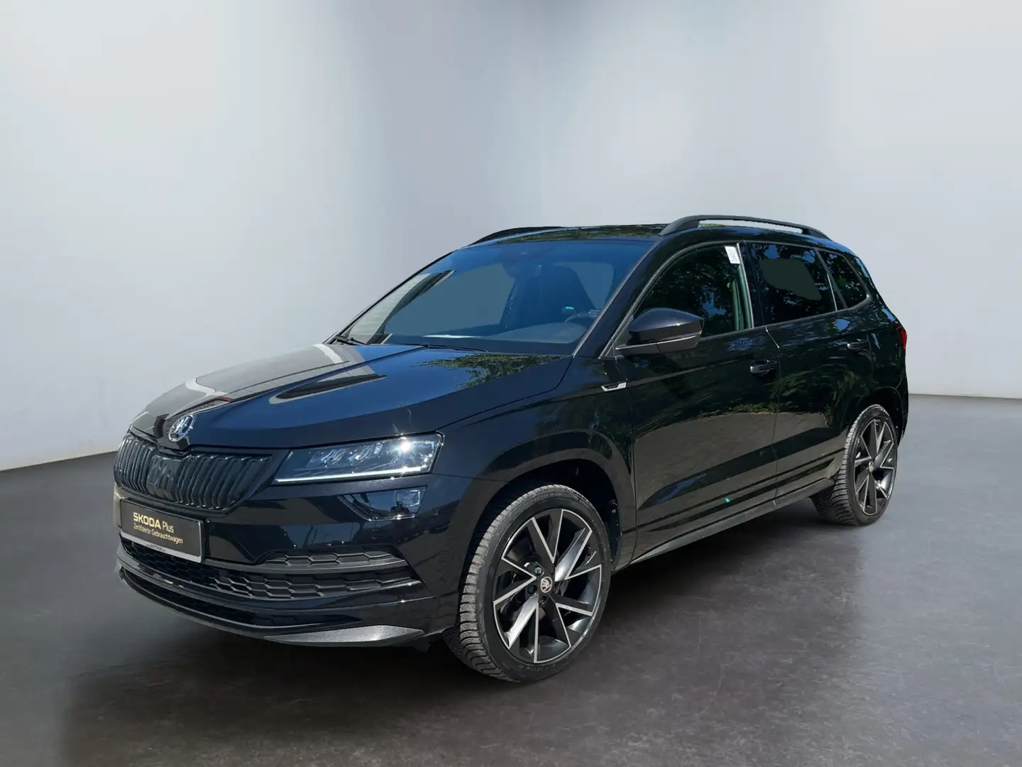 Skoda Karoq Sportline 2.0 TSI 4x4 DSG 4xSHZ MATRIX-LED Schwarz - 2