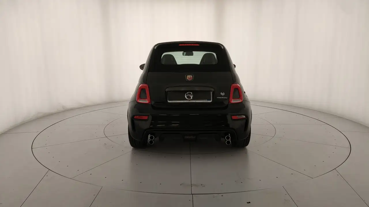 Abarth 695C 2023