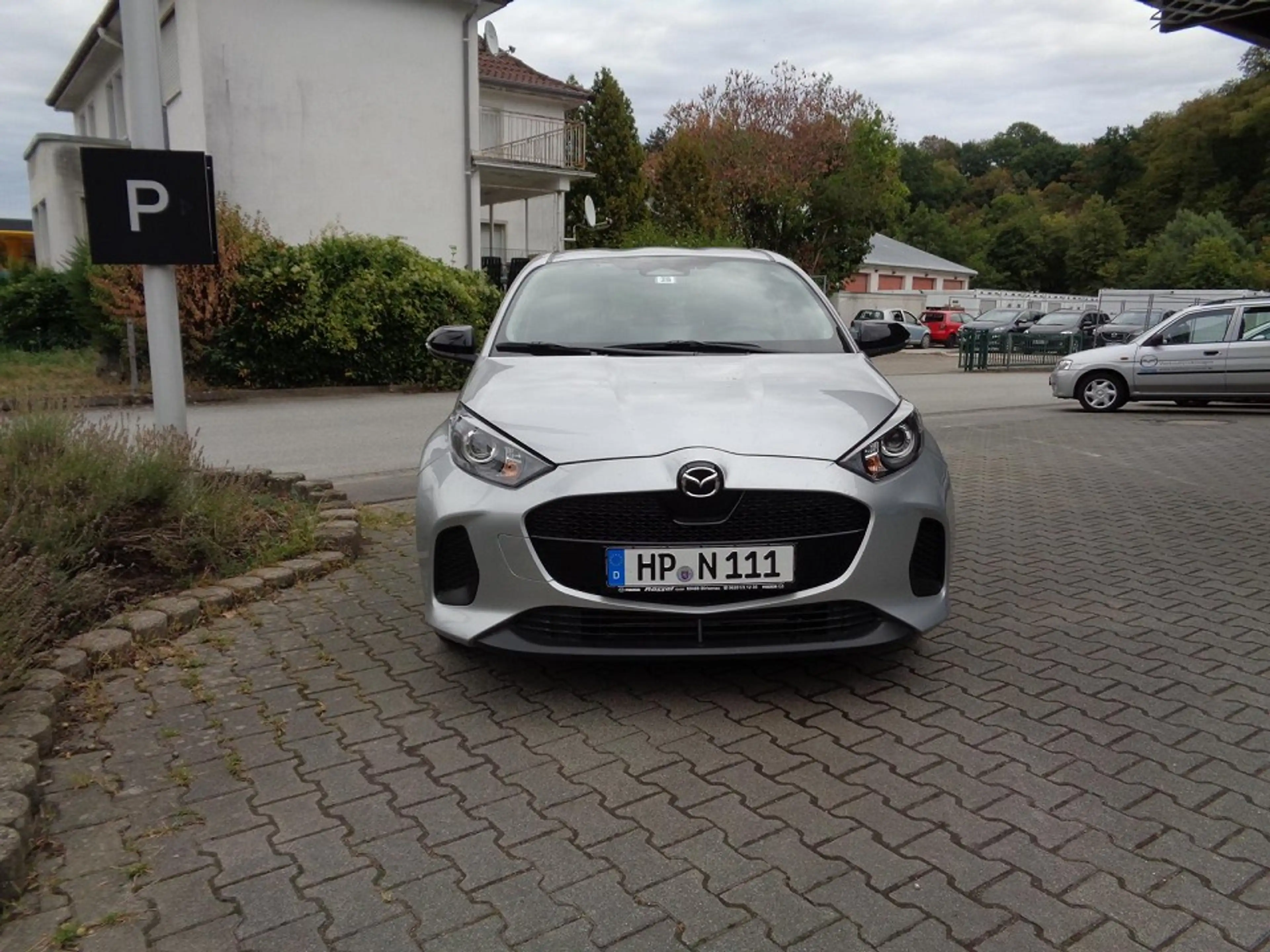Mazda 2 Hybrid 1.5L Hybrid VVT-i 116 — photo 3