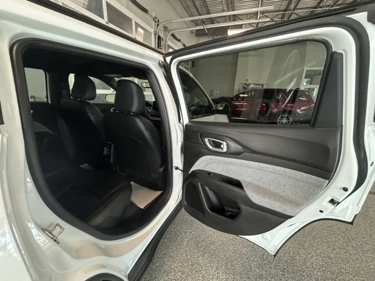 Jeep Compass снимка Jeep Compass