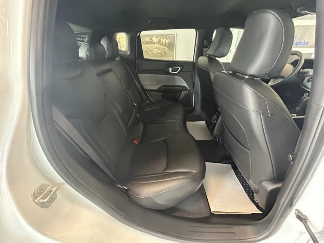 Jeep Compass снимка Jeep Compass