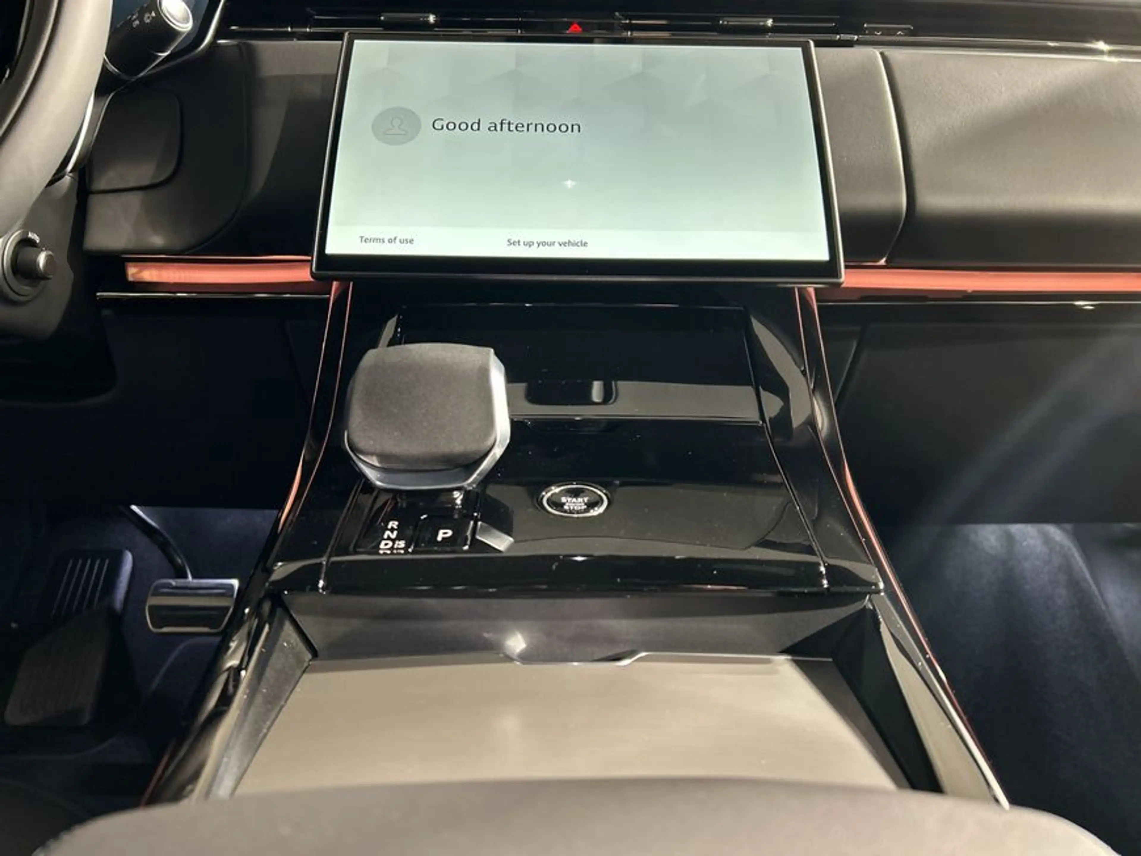 Land Rover Range Rover Sport D300 Dynamic SE 221 kW, 5-türig — photo 14