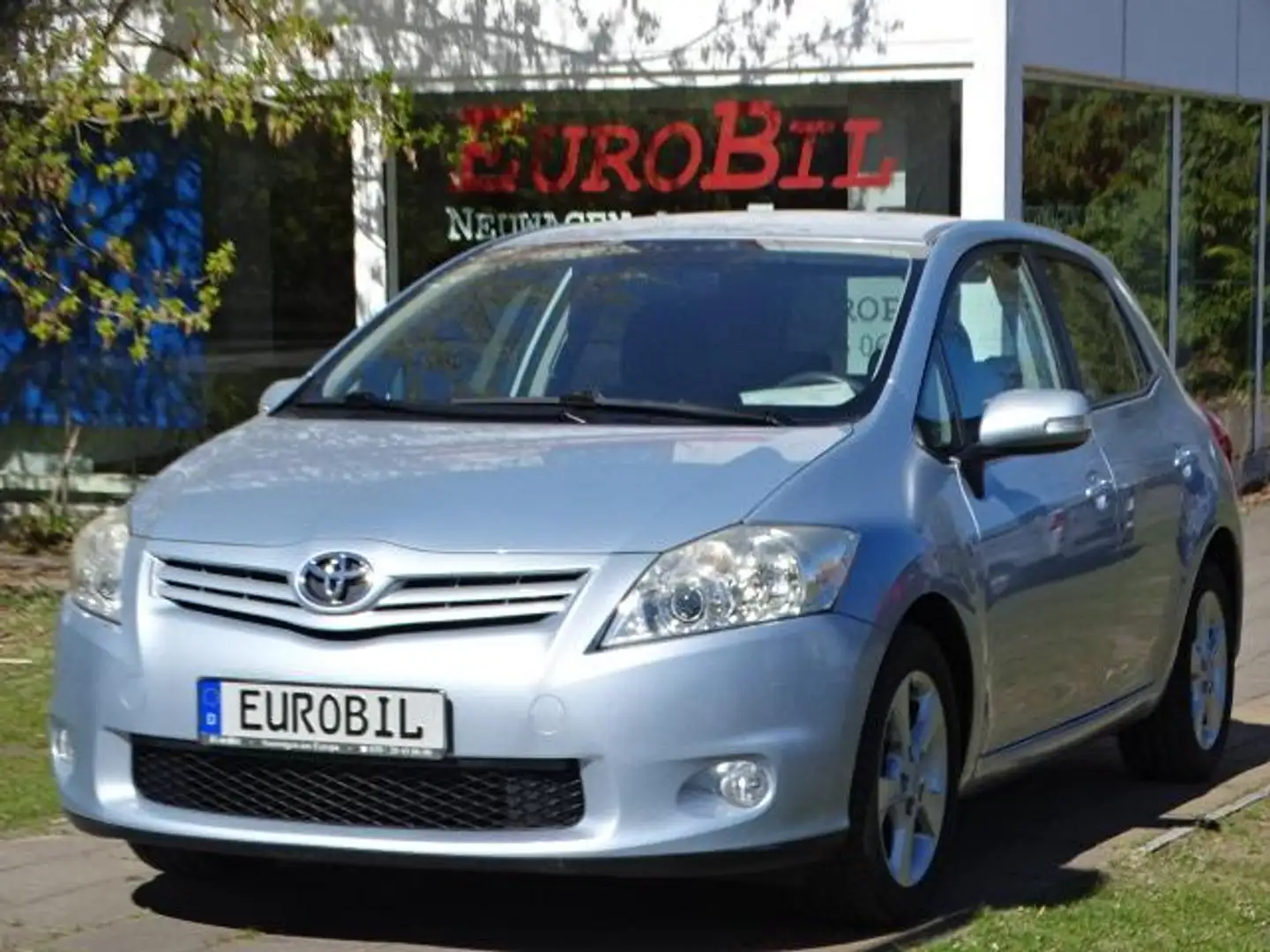 Toyota Auris 1,6 luna = 1.Hd+ECC+el.FH+el kl.Sp+LM+NSW+SiHz+Tem Azul - 1