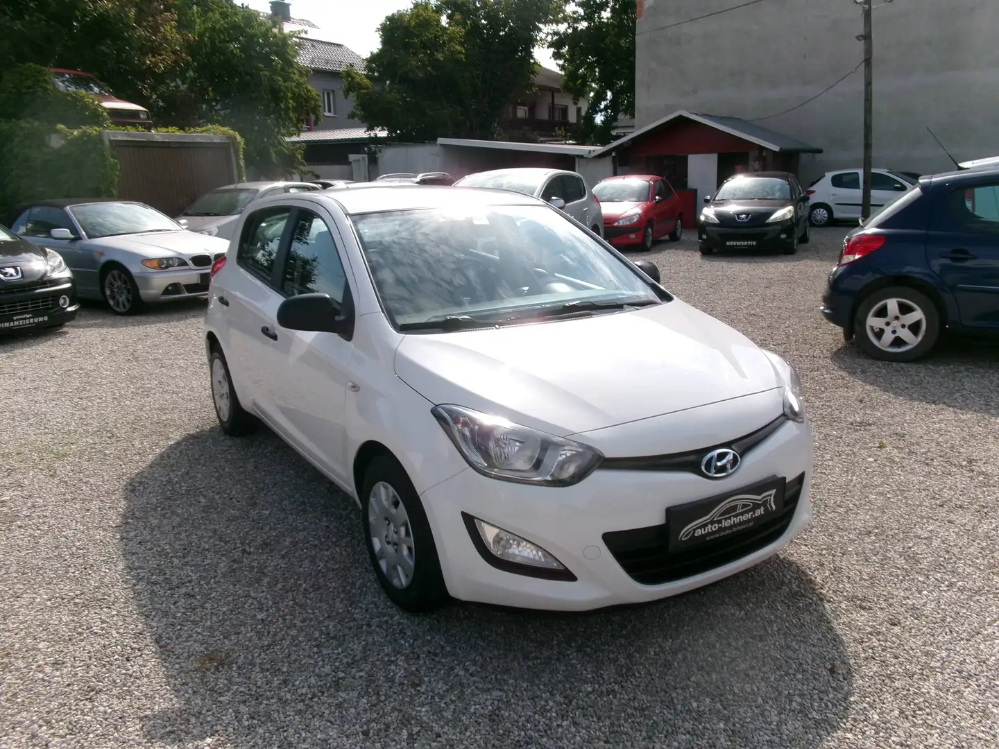 Hyundai i20 i20 1,25 Life Weiß - 2