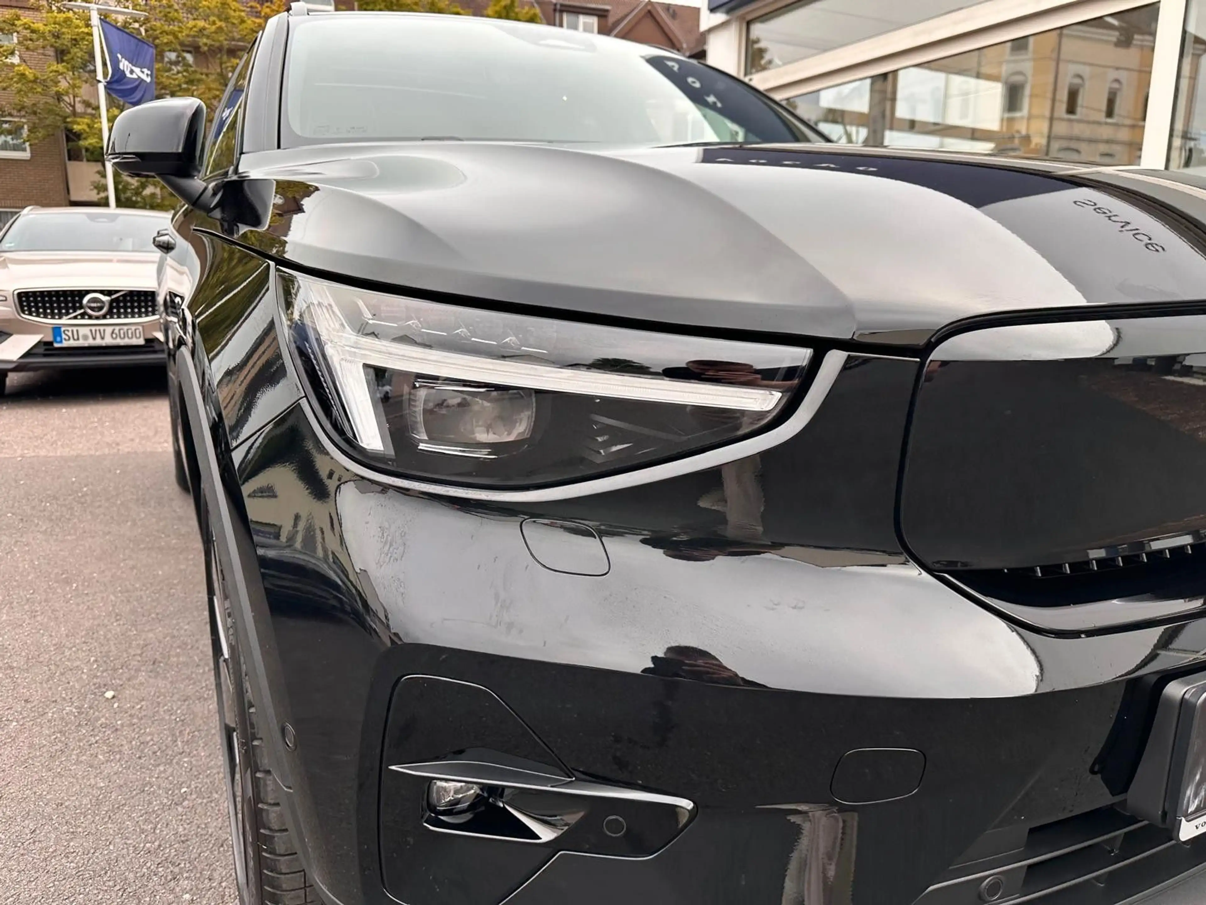 Volvo EX40 RWD LR Ultra Black Edition AHK,Alca,Pano360 — photo 5