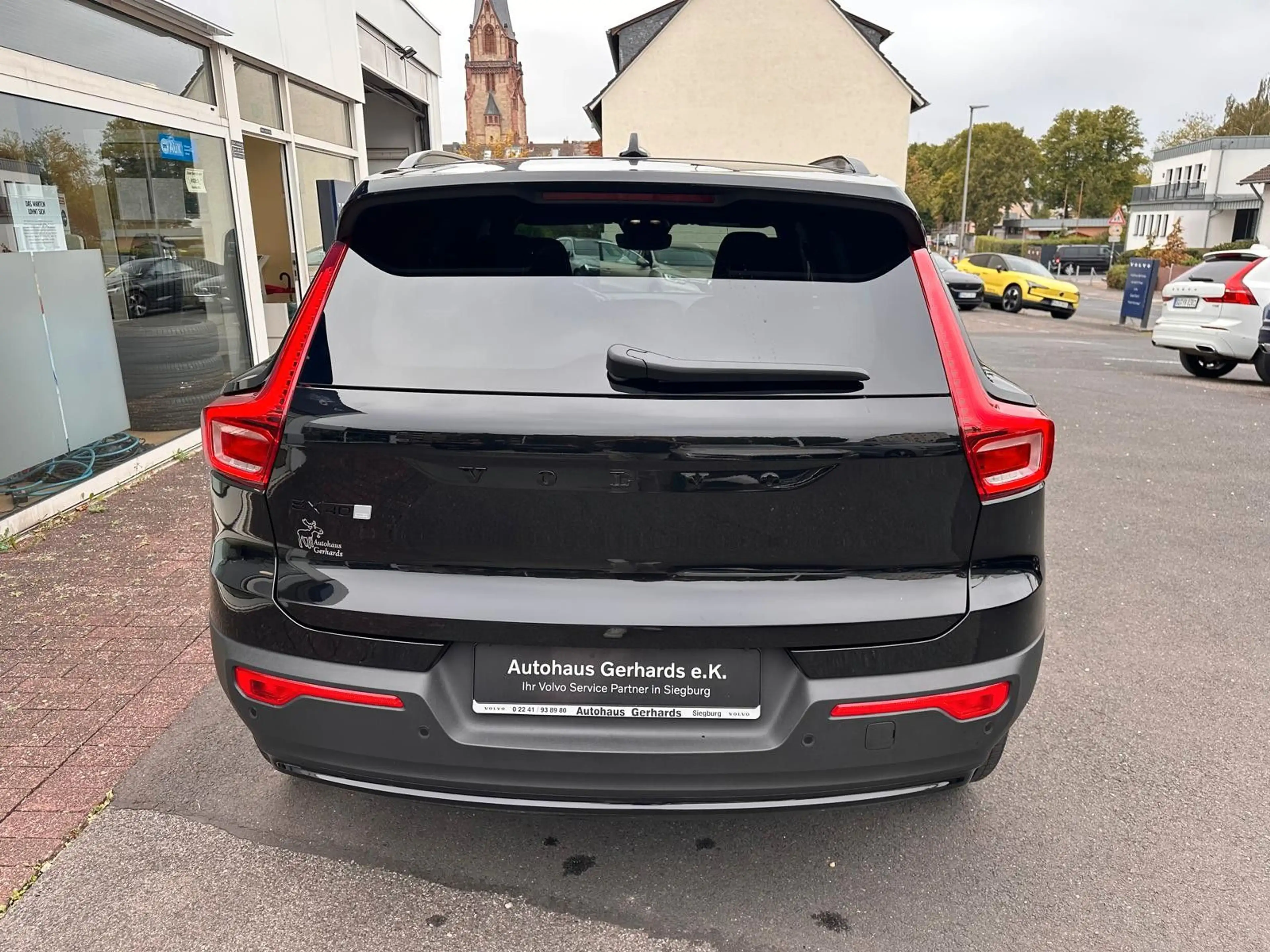 Volvo EX40 RWD LR Ultra Black Edition AHK,Alca,Pano360 — photo 8