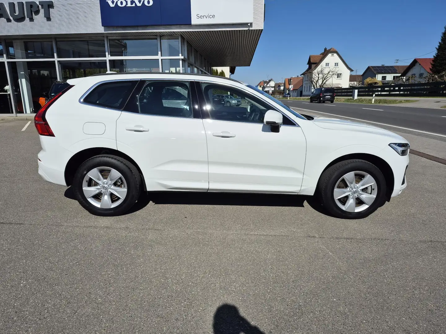 Volvo XC60 B5*D*AWD*Momentum Pro*RFK*PDC v+h*Keyless Bianco - 2