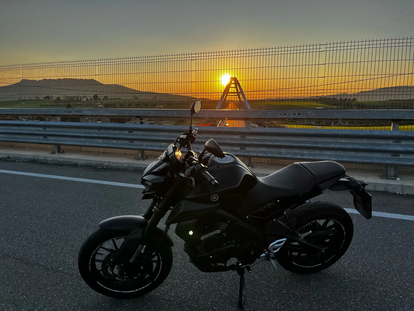Yamaha MT-125 ABS Negru - 1