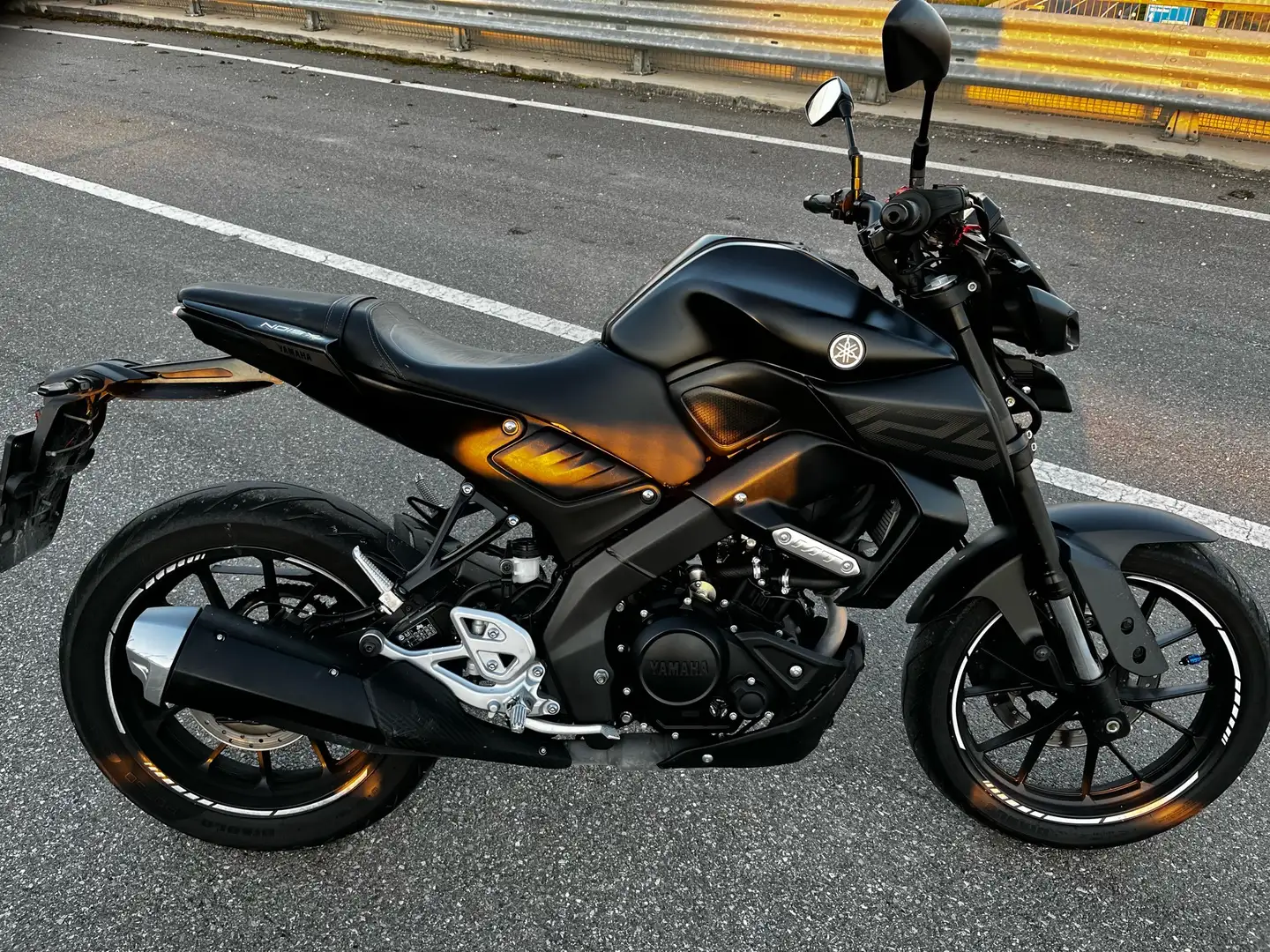 Yamaha MT-125 ABS Negru - 2