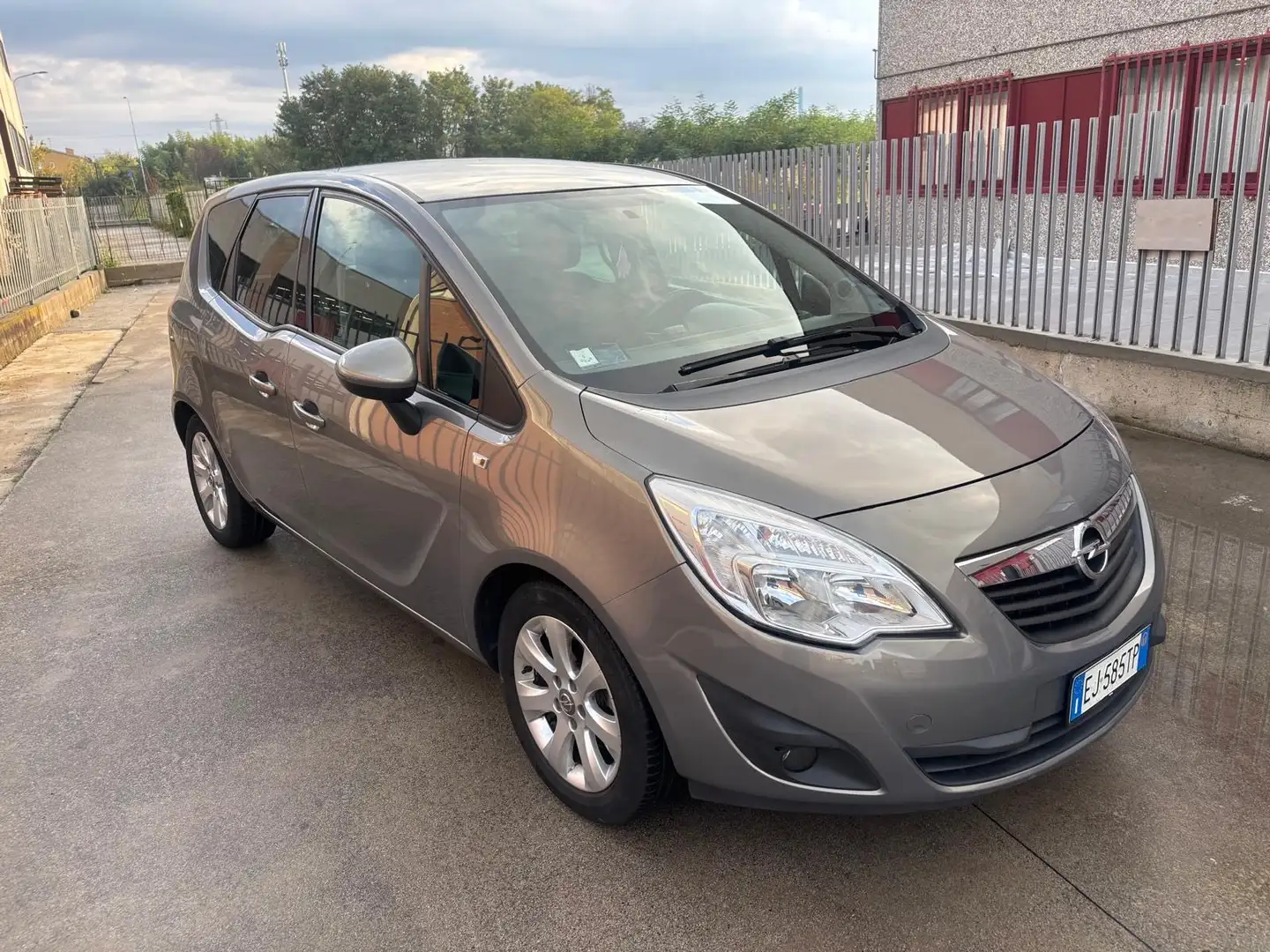 Opel Meriva 1.4 Cosmo - 1