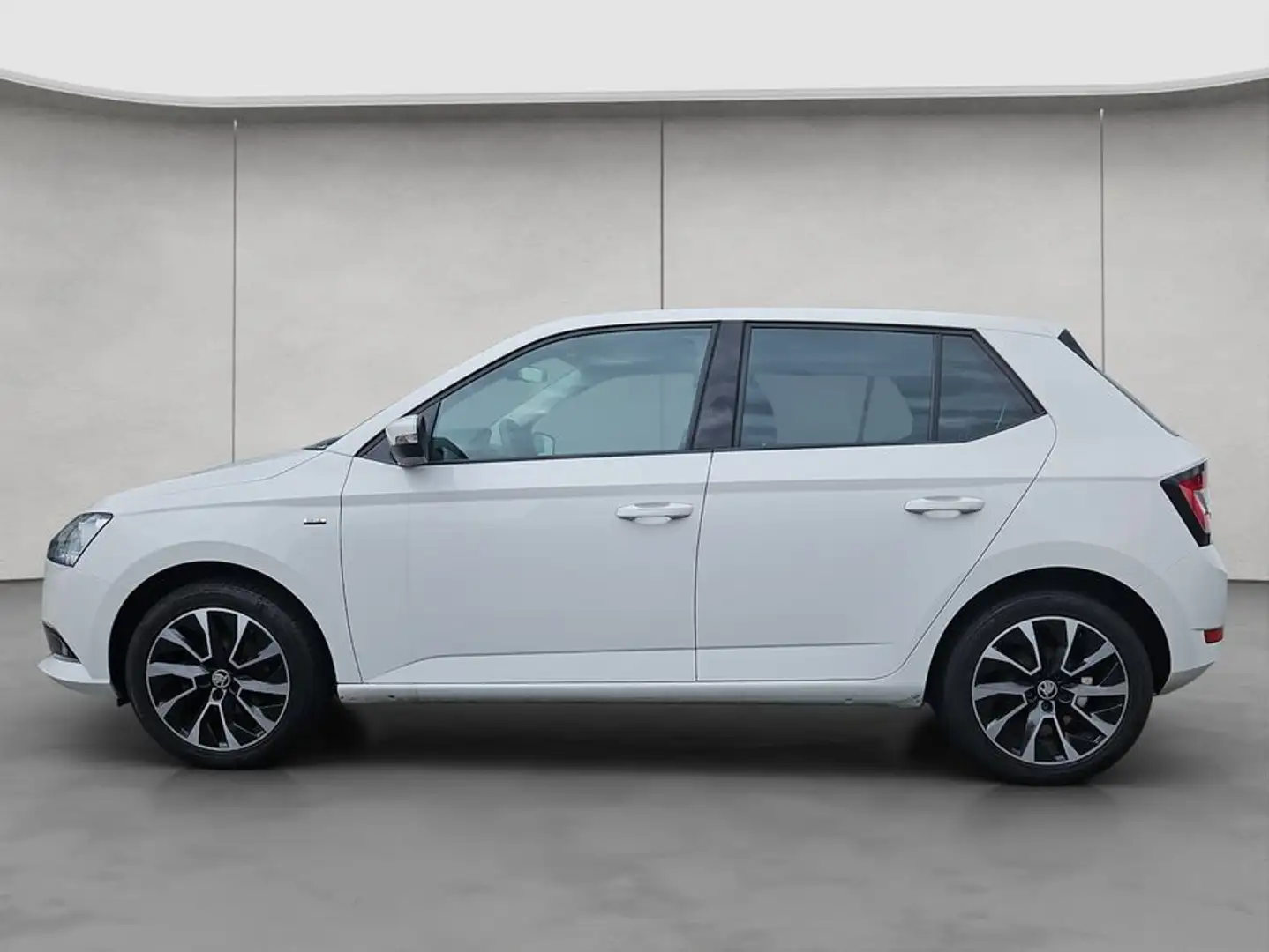 Skoda Fabia Drive 125 Blanc - 2