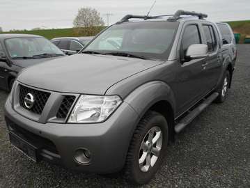 4X4 2.5 dCi Double Cab Navi*Kam*AHK*SHD