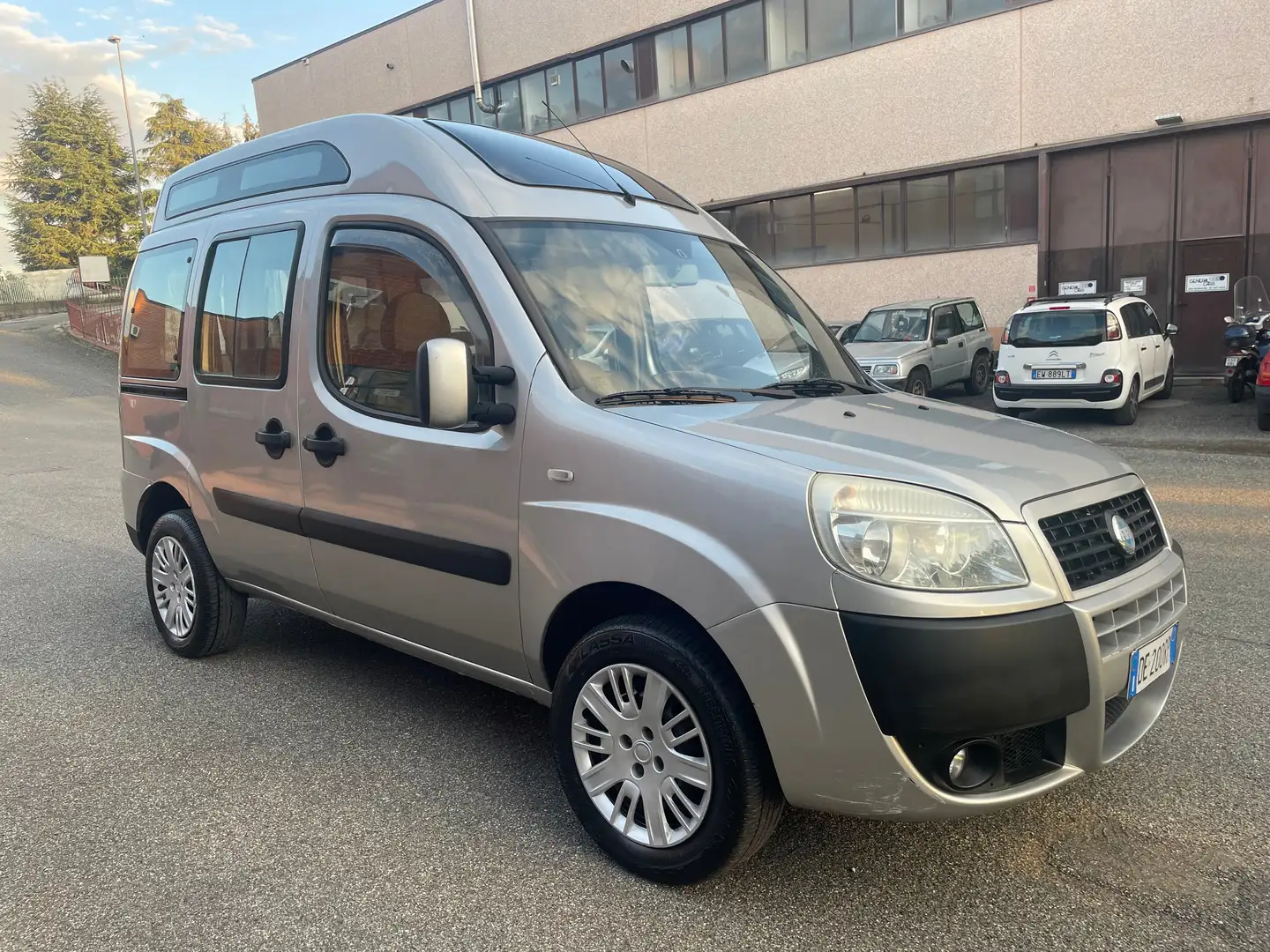 Fiat Doblo 1.3 mjt 16v Family TRASPORTO DISABILI Argento - 1